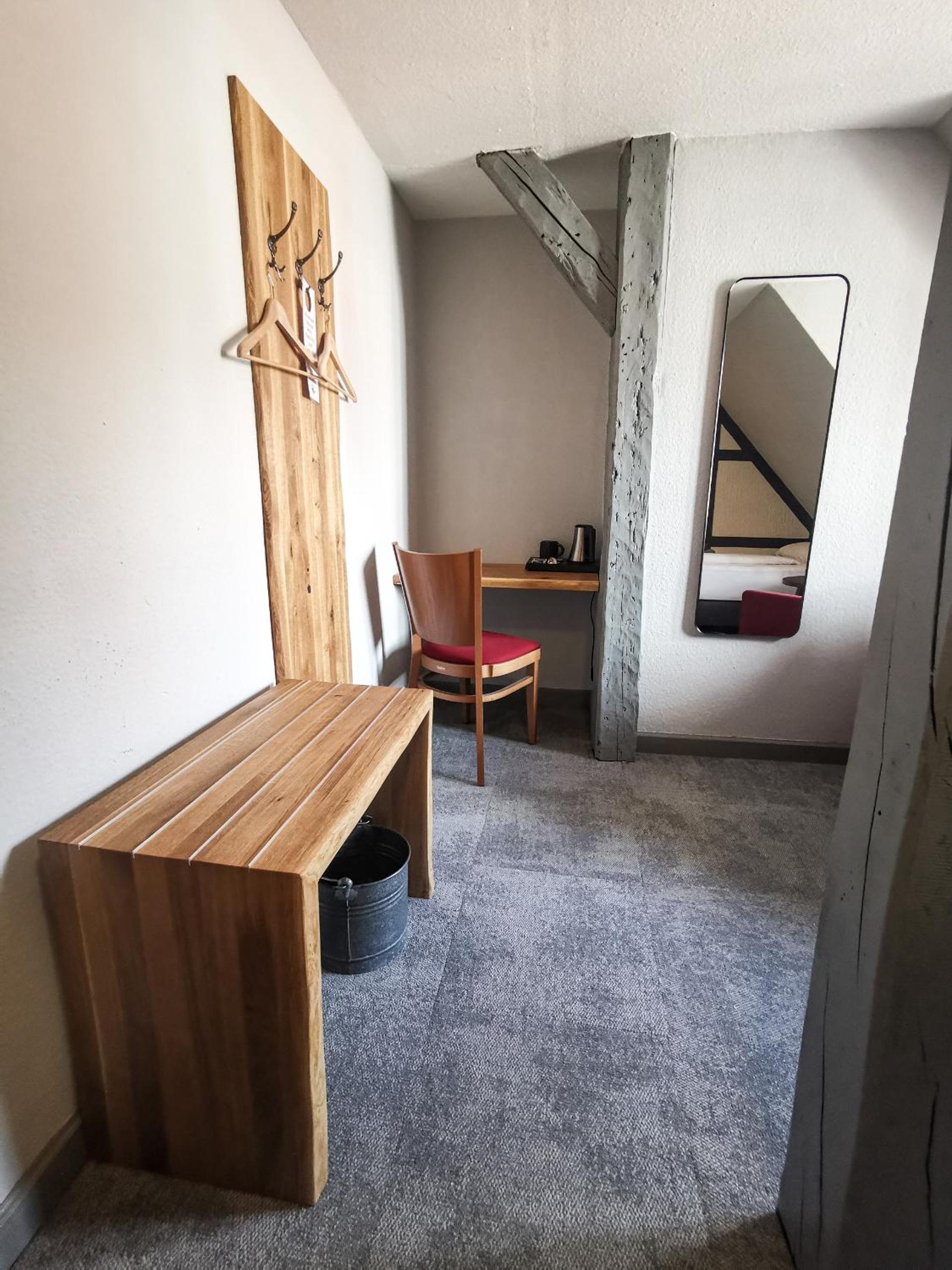 Single Room With Private Bathroom photo 3
