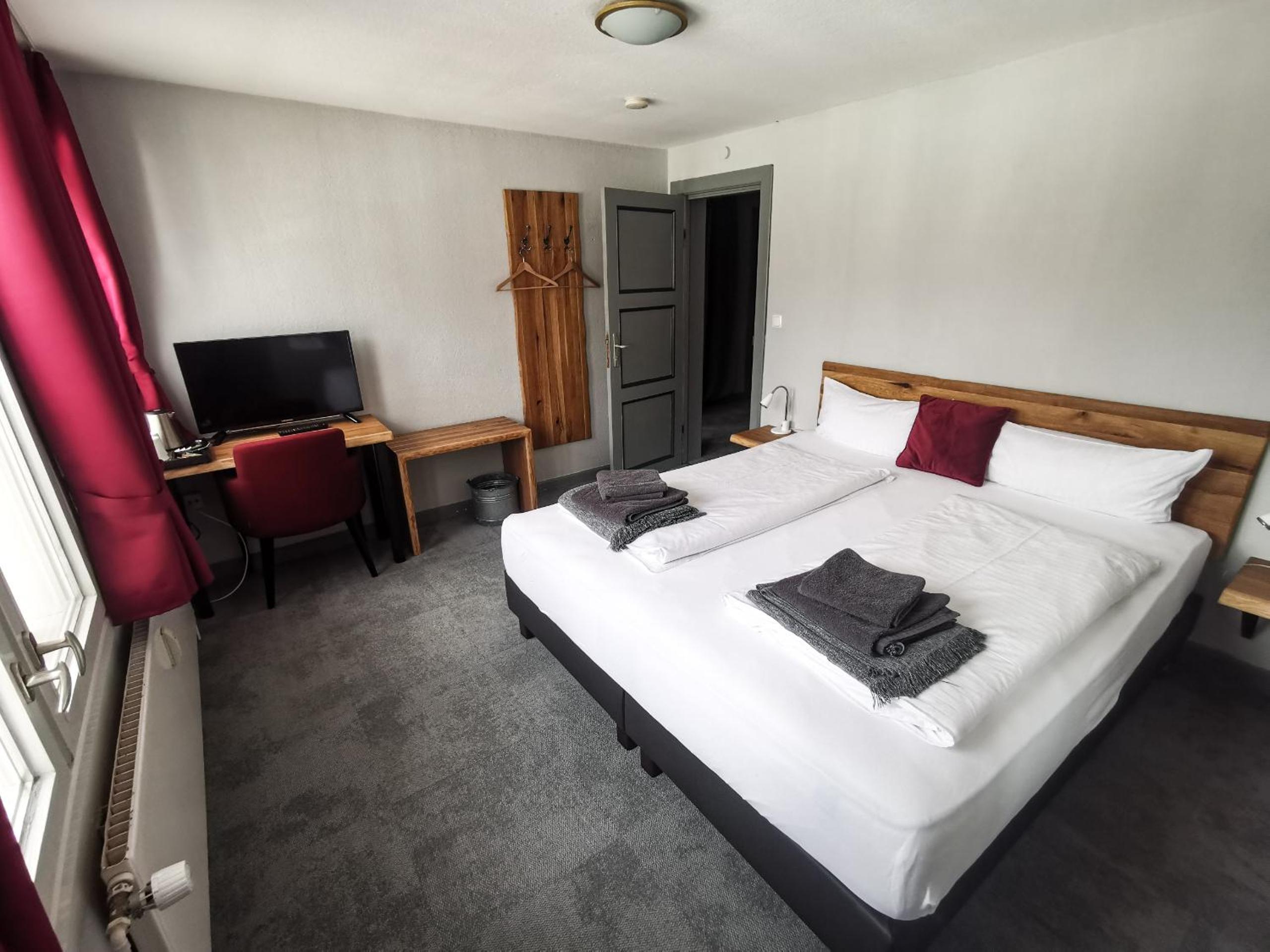 Double Room With Private Bathroom photo 3
