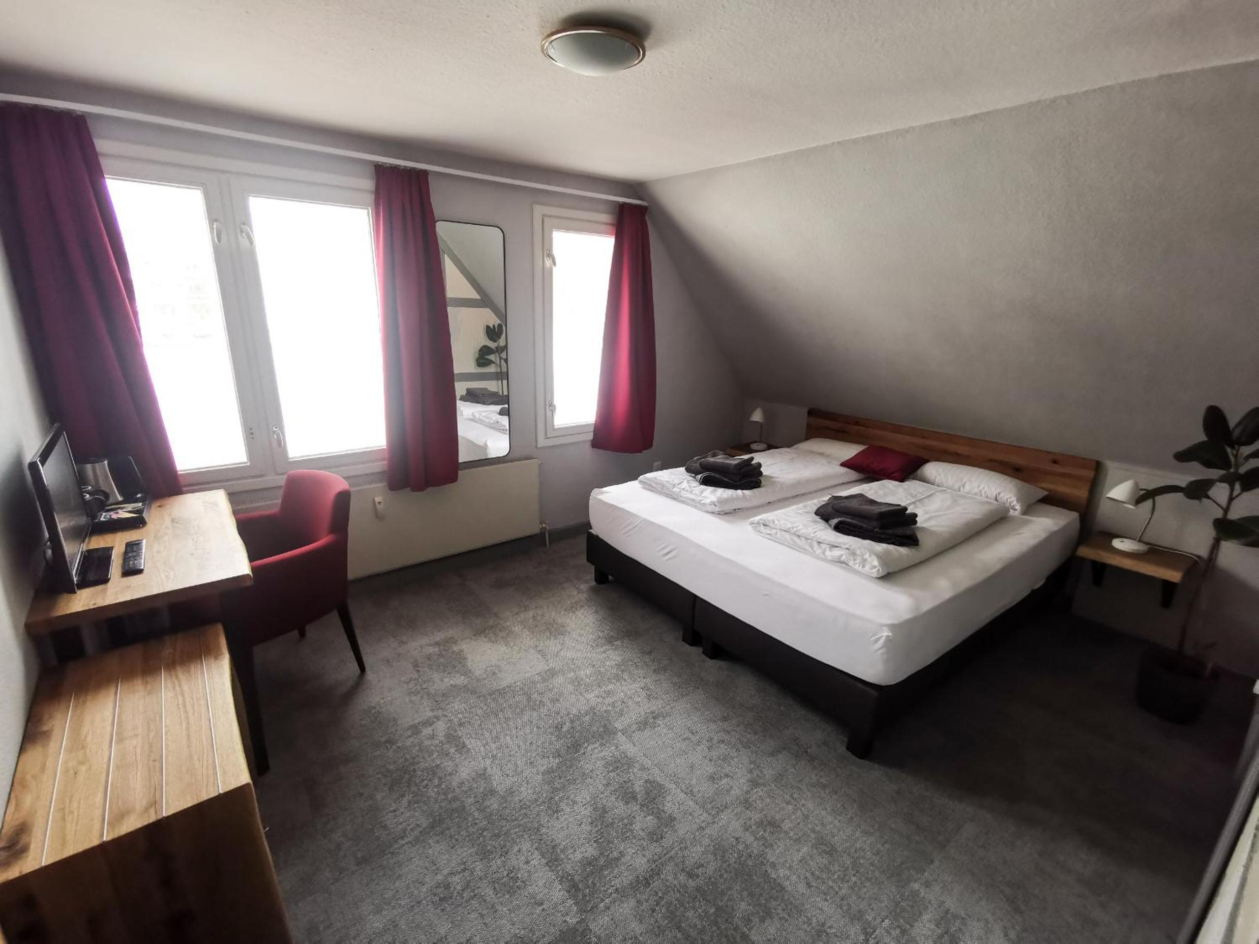 Double Room With Private Bathroom photo 2