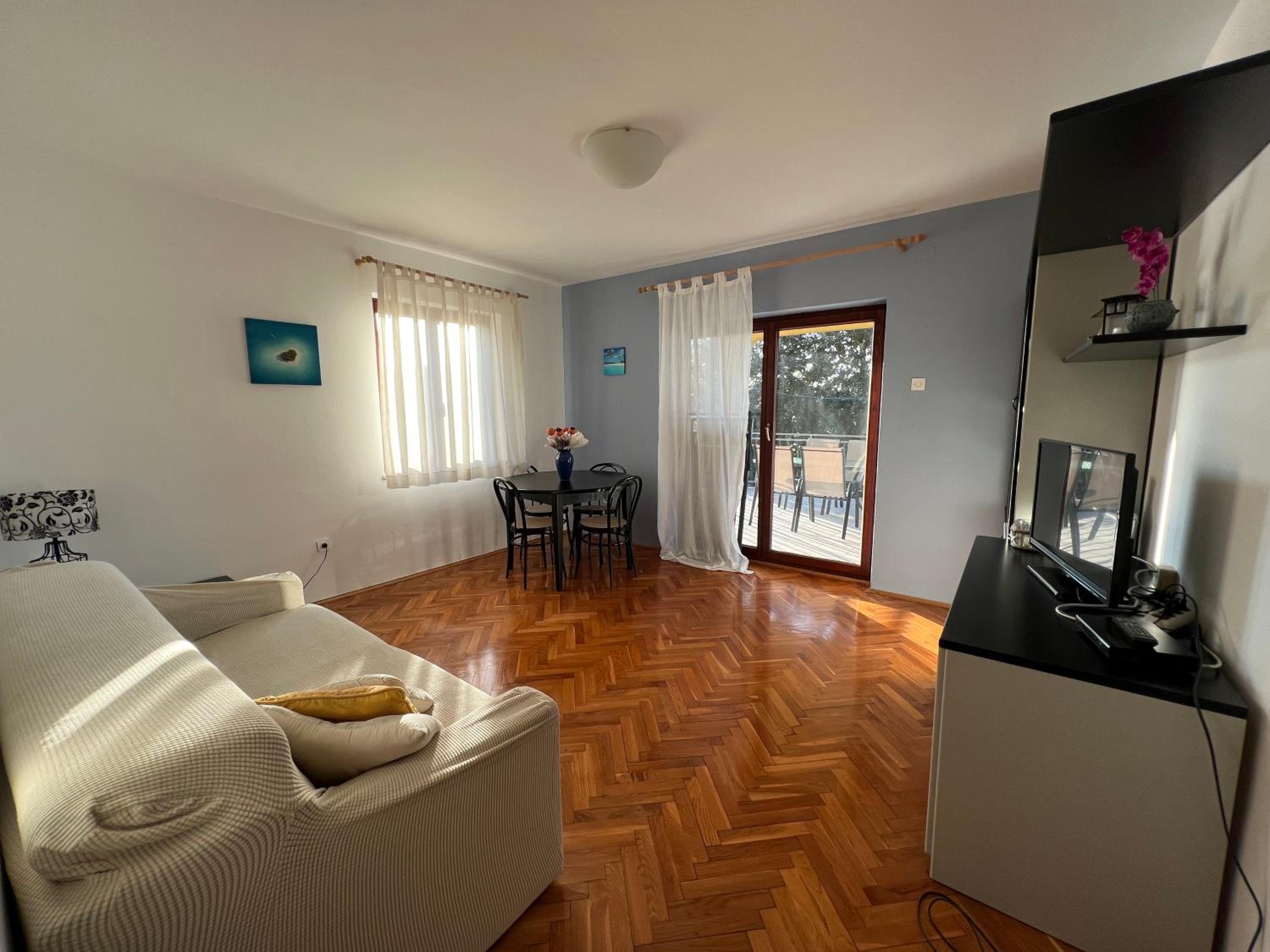 Apartment with Sea View