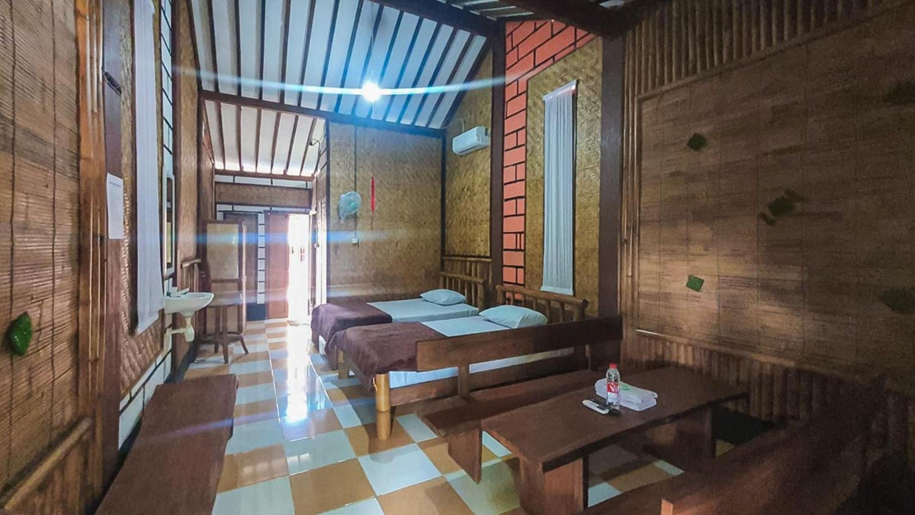 Delxue Twin Room - Photo 4