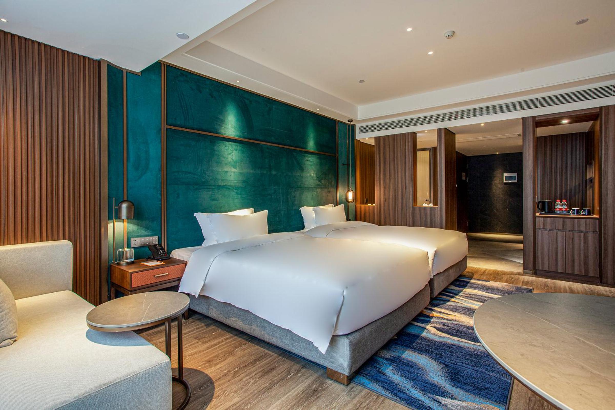 Deluxe Family Room (No Hot Spring)