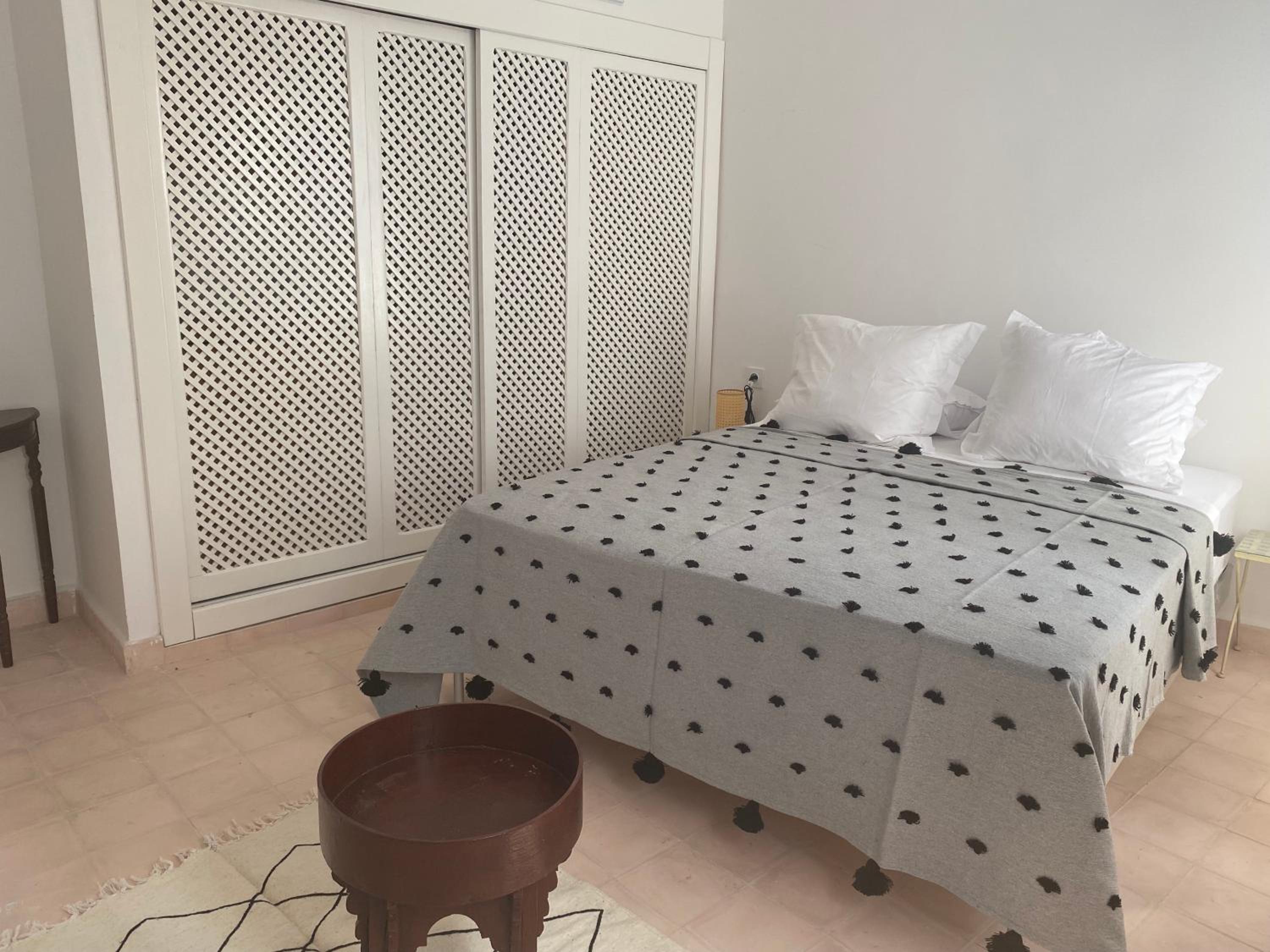Triple Room with Private Bathroom photo 2