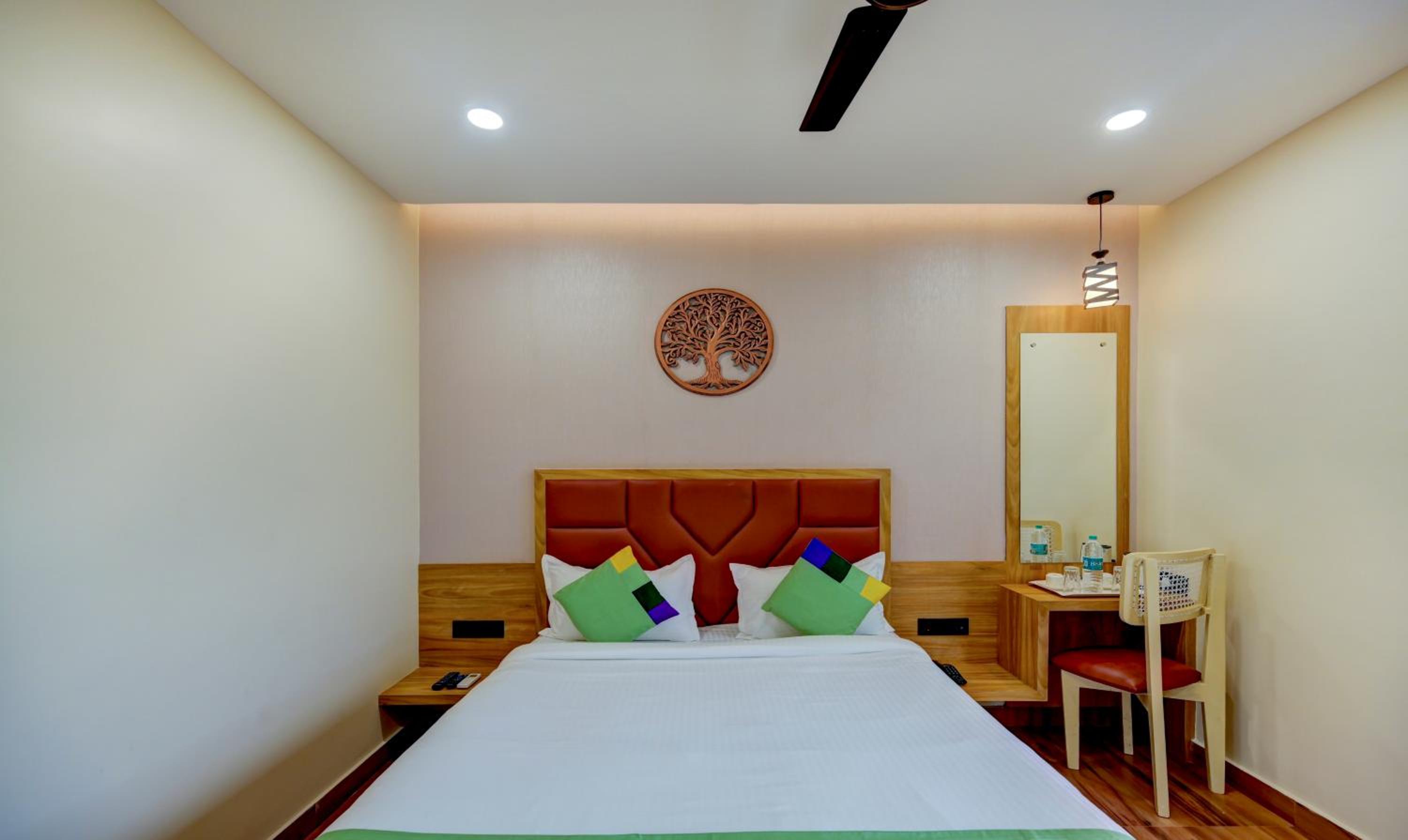 Standard Double Room - Photo 3
