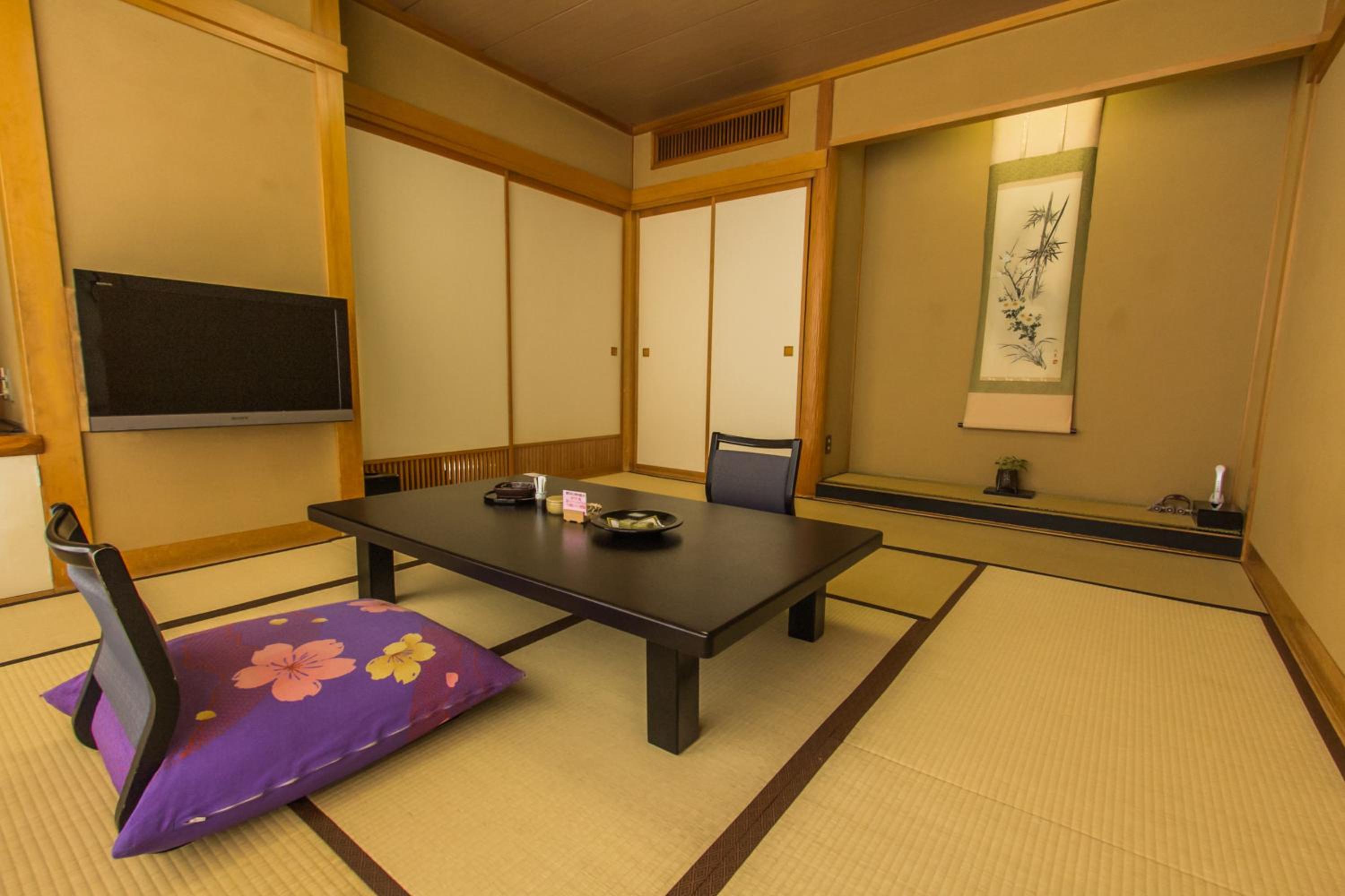 Japanese-Style Room (8 tatami) - Non-Smoking - Photo 5