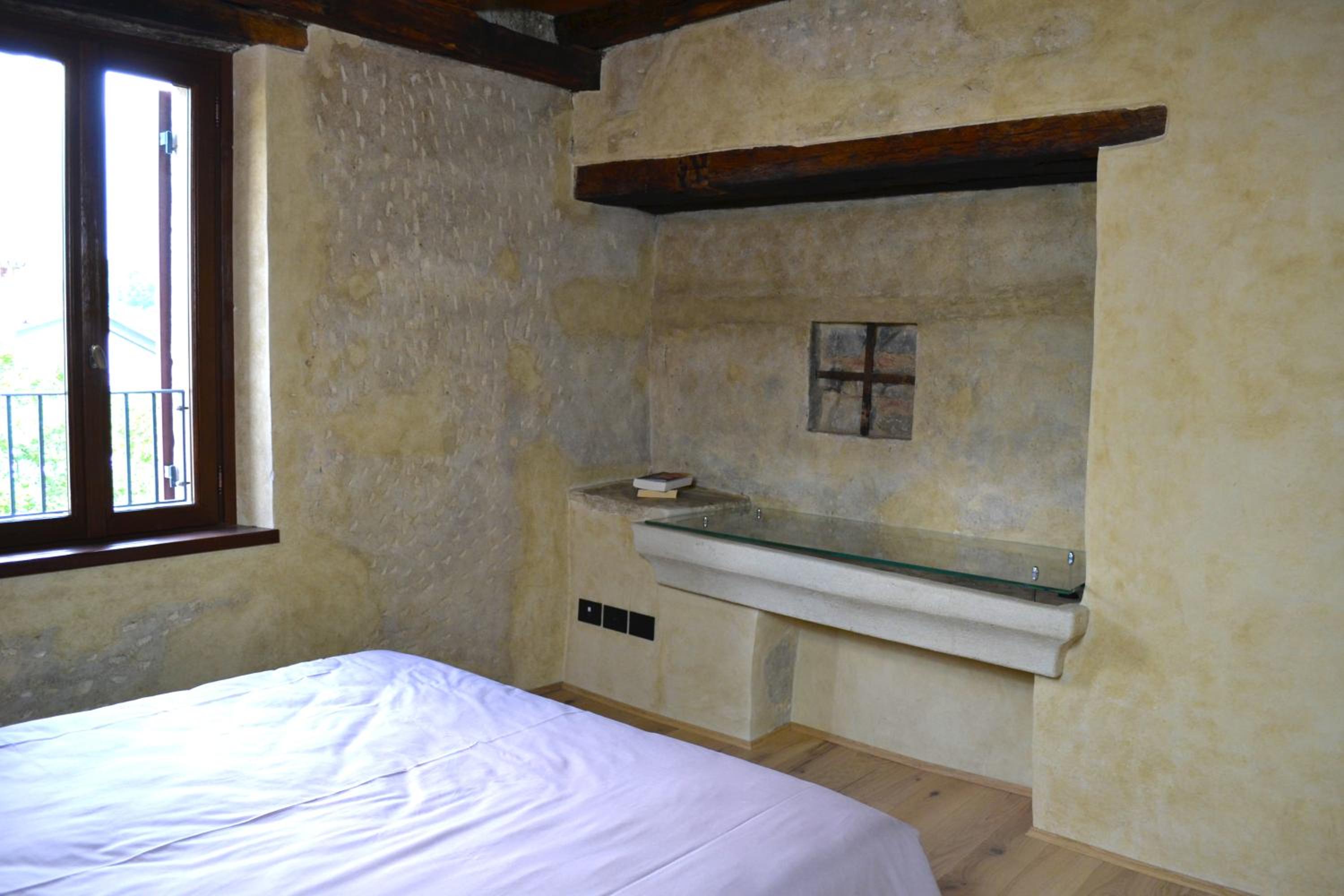 Apartment with Terrace photo 2