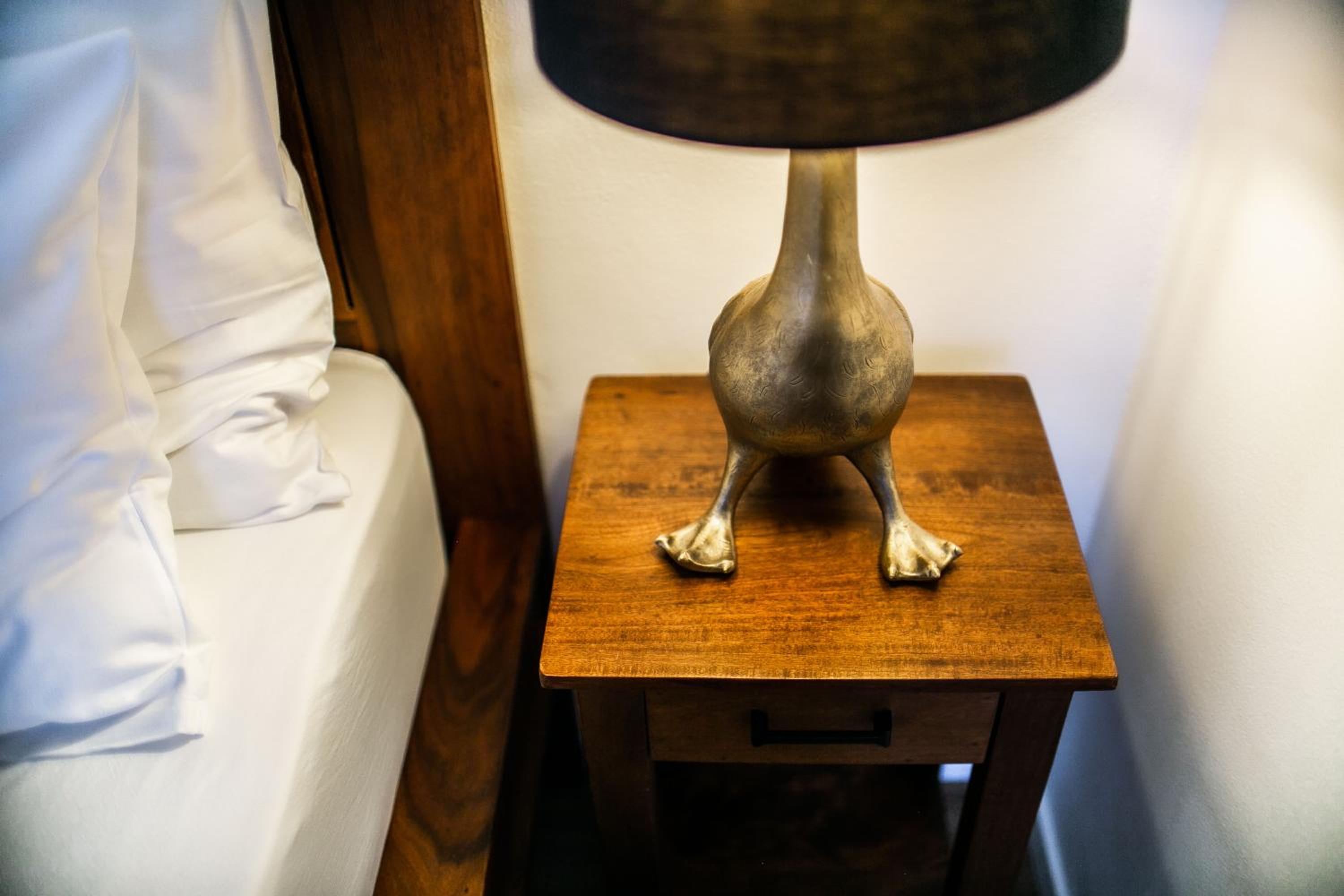Deluxe King Room - Photo 6