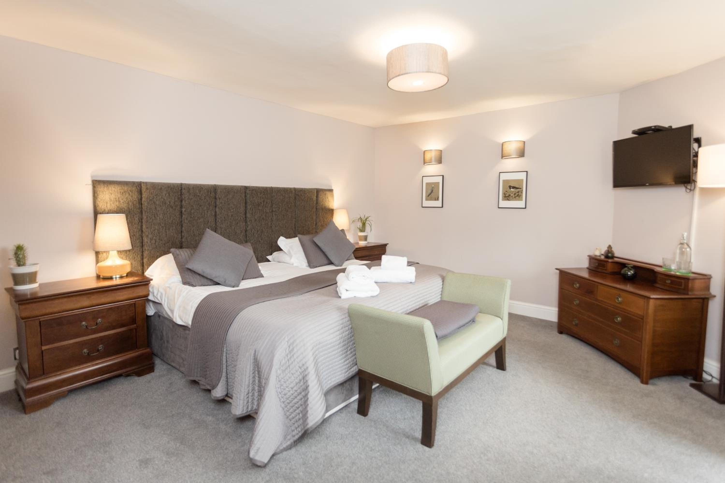 Large Twin Room photo 1