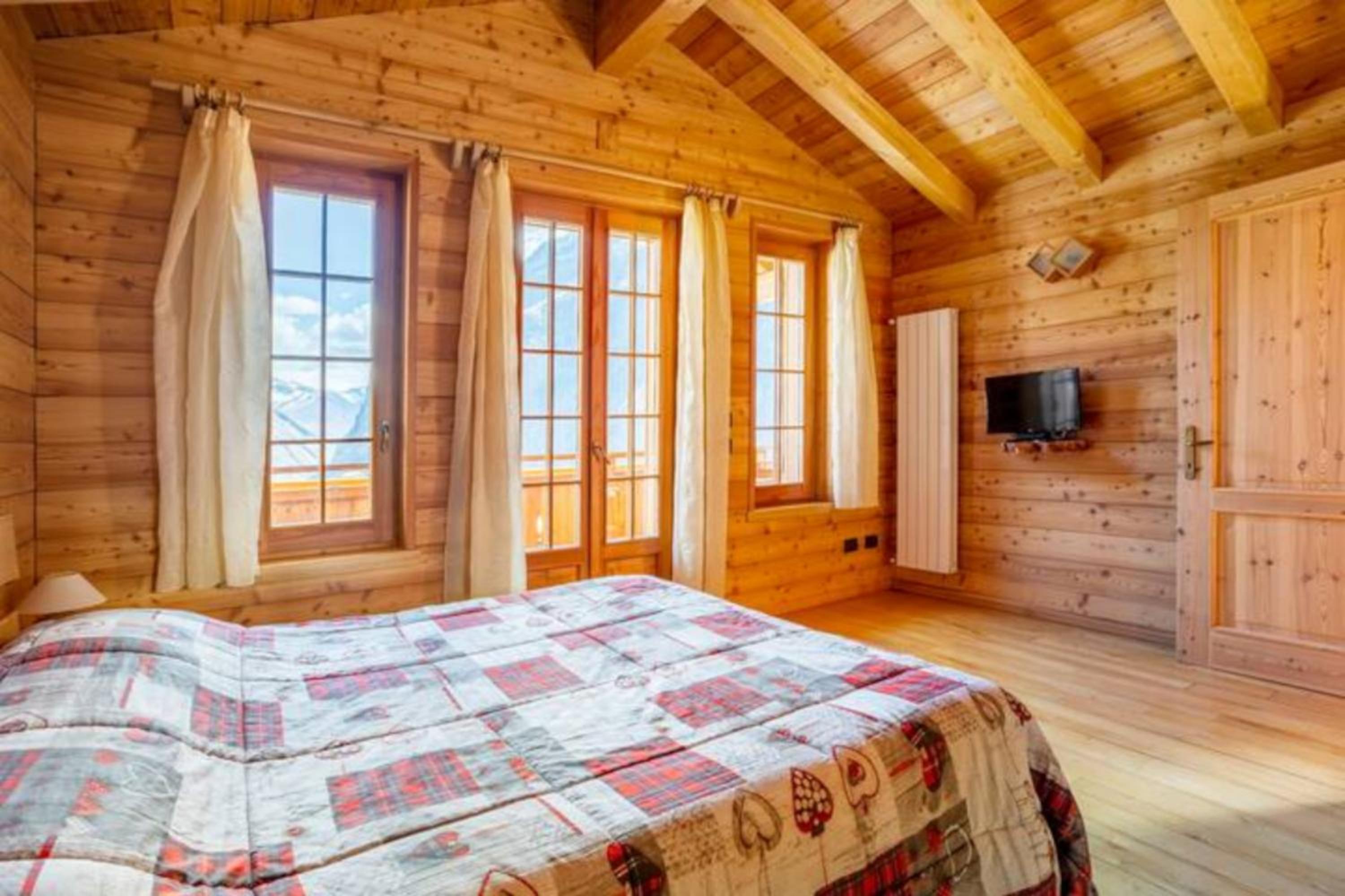 Double or Twin Room with Balcony and Private External Bathroom - Photo 11