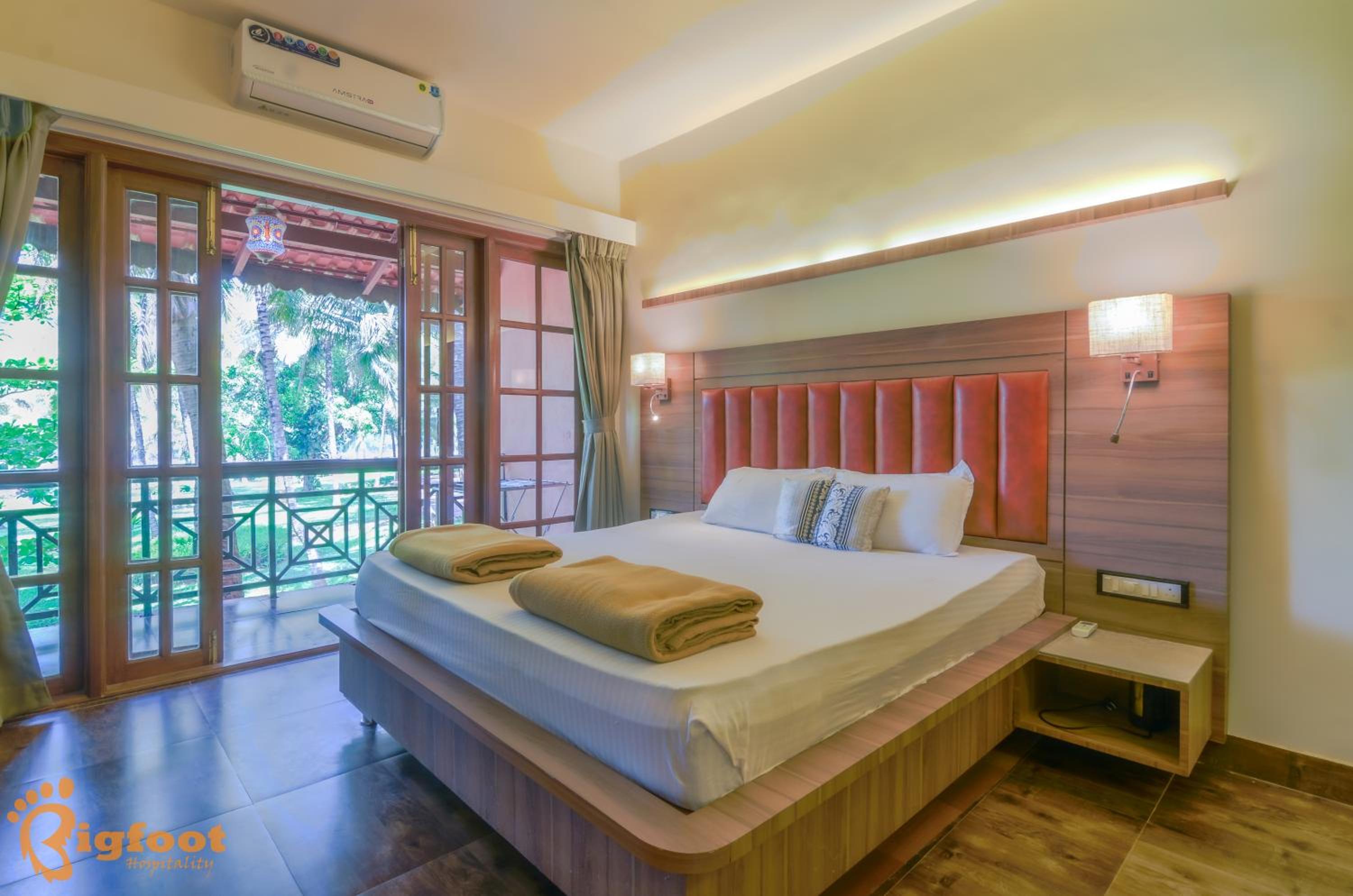 Deluxe Room - Photo 5
