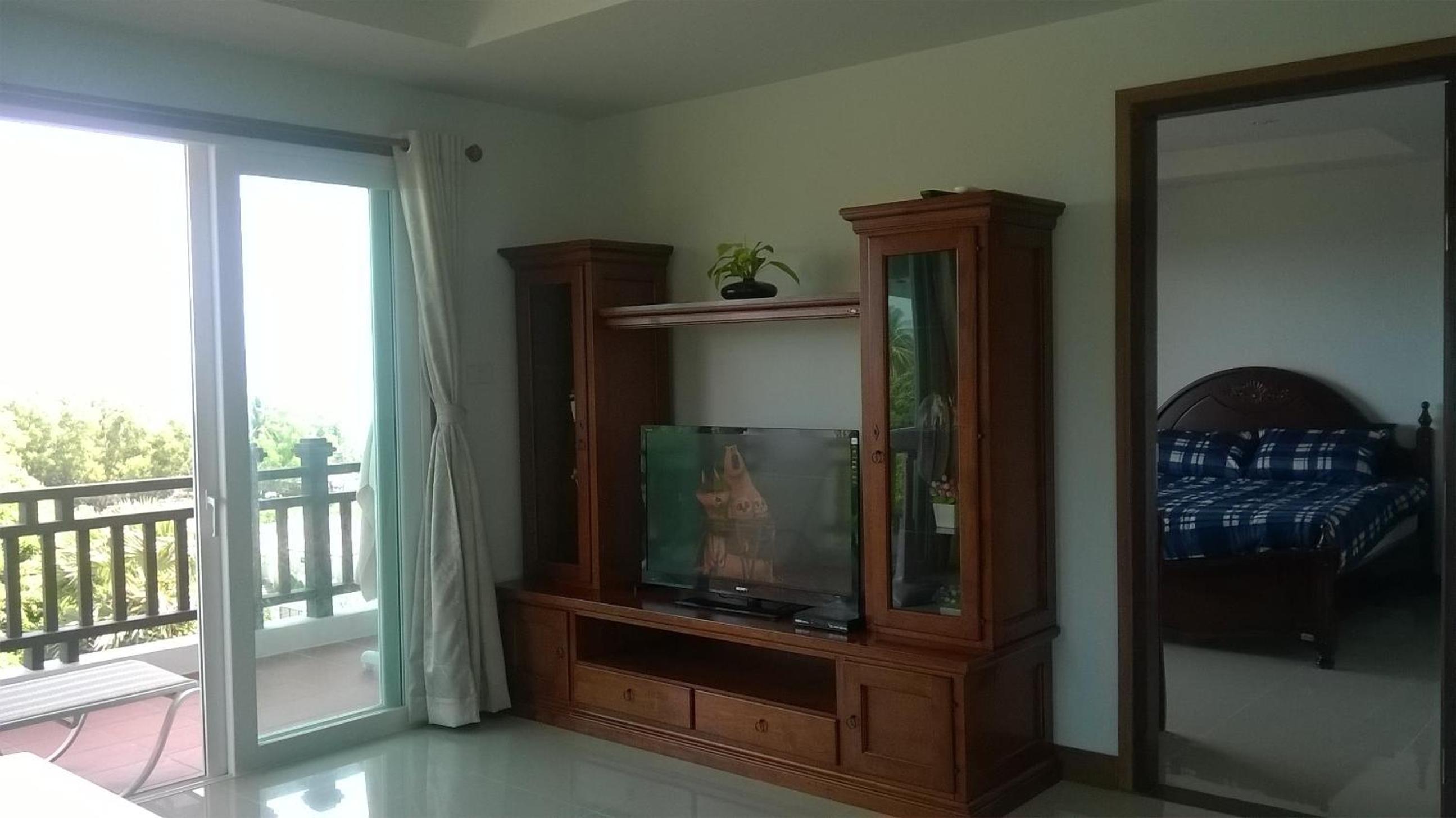 Appartamento con 2 Camere da Letto e Vista Mare
