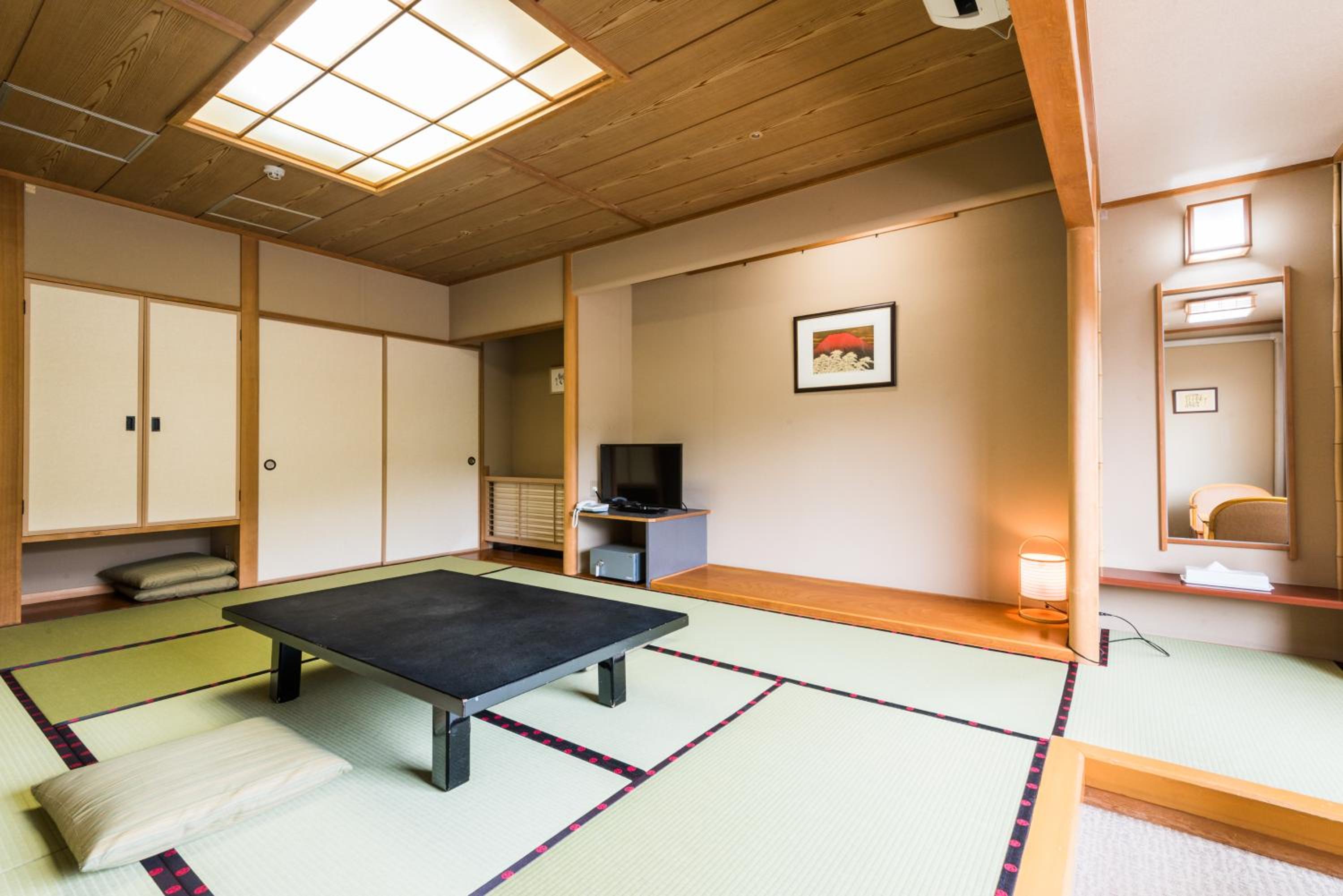 Superior Japanese-Style Standard Room - Non-Smoking - New Building - Photo 1