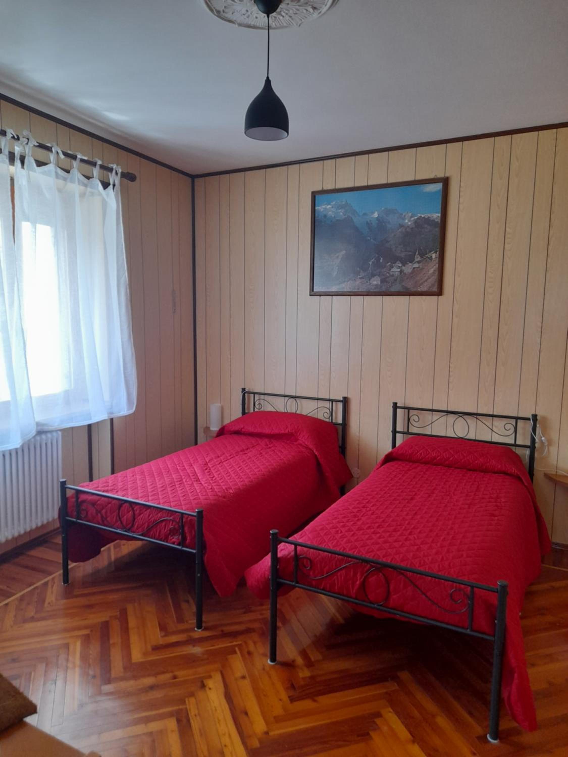 Large Double or Twin Room photo 1