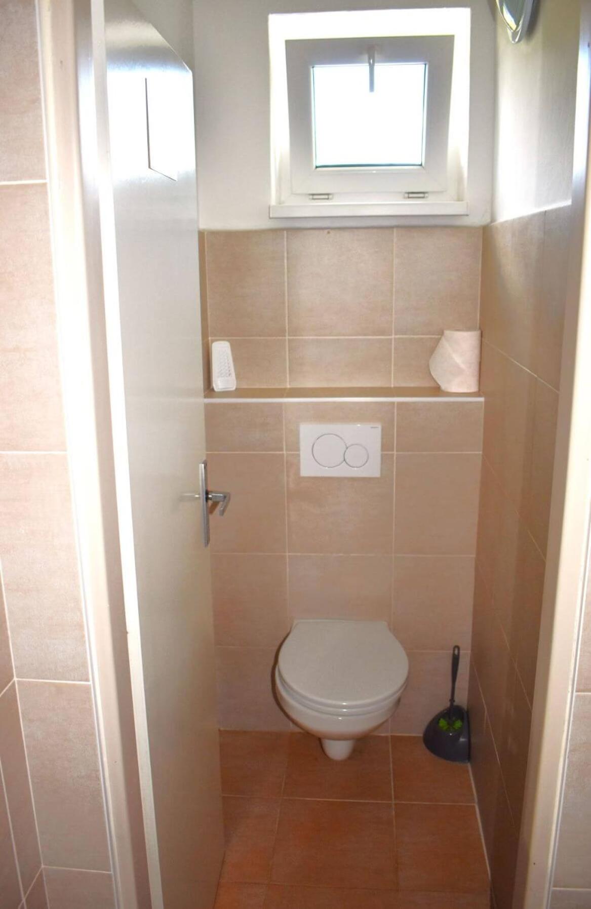 Double or Twin Room photo 3