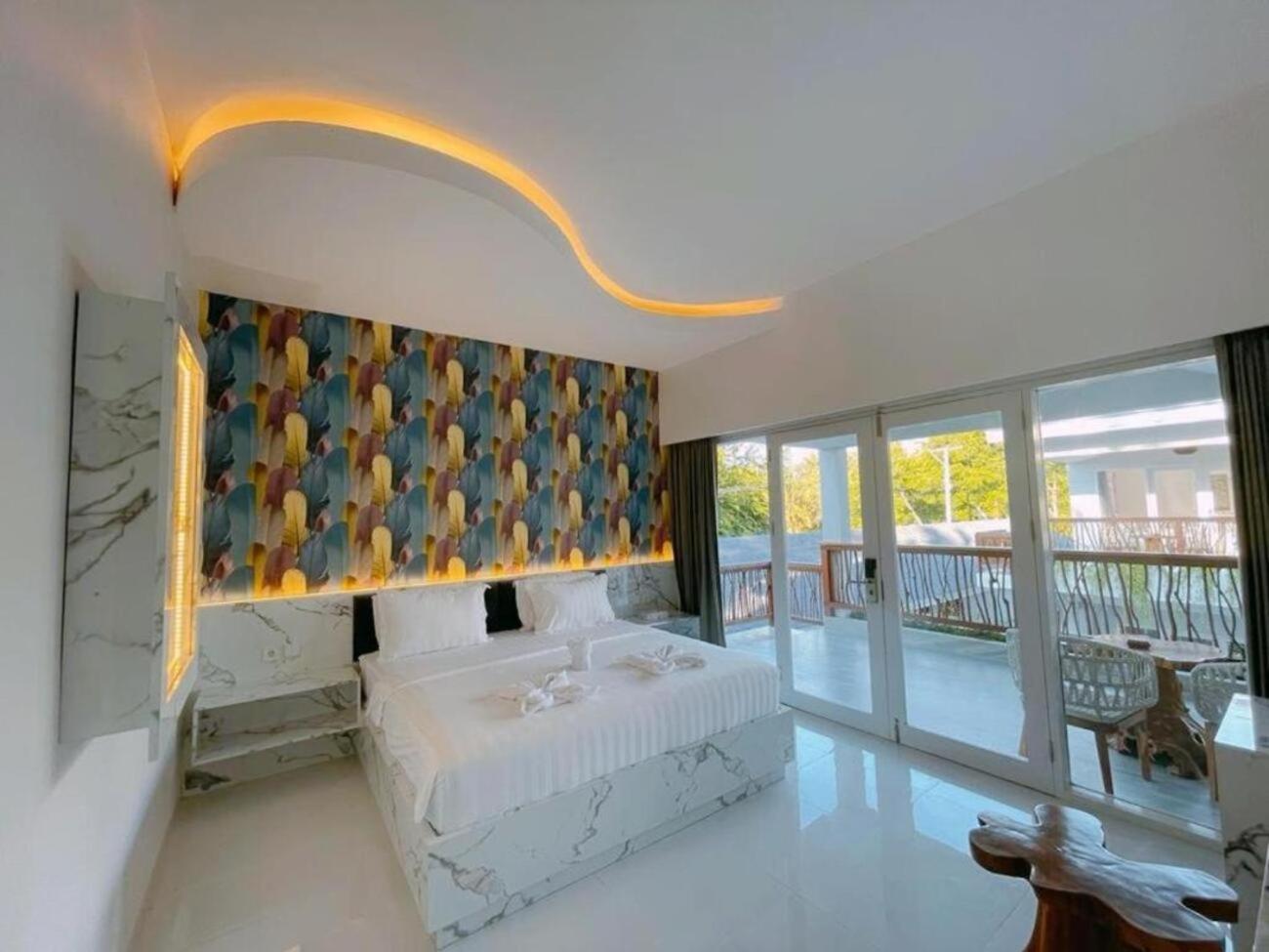 King Room with Balcony photo 3