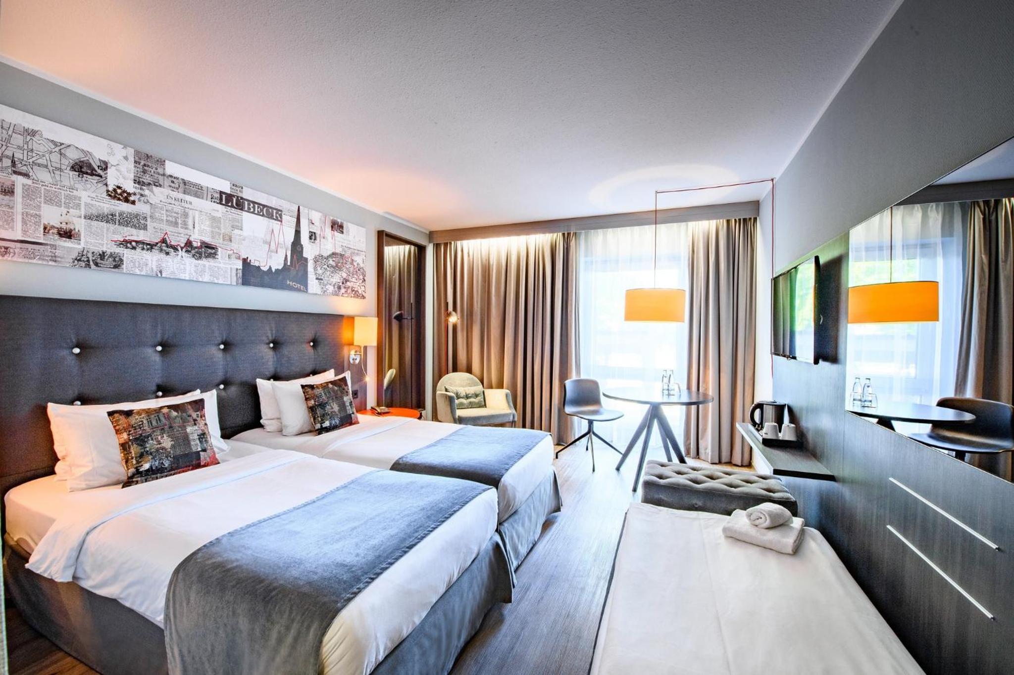 Standard Twin Room with Extra Bed - Photo 5