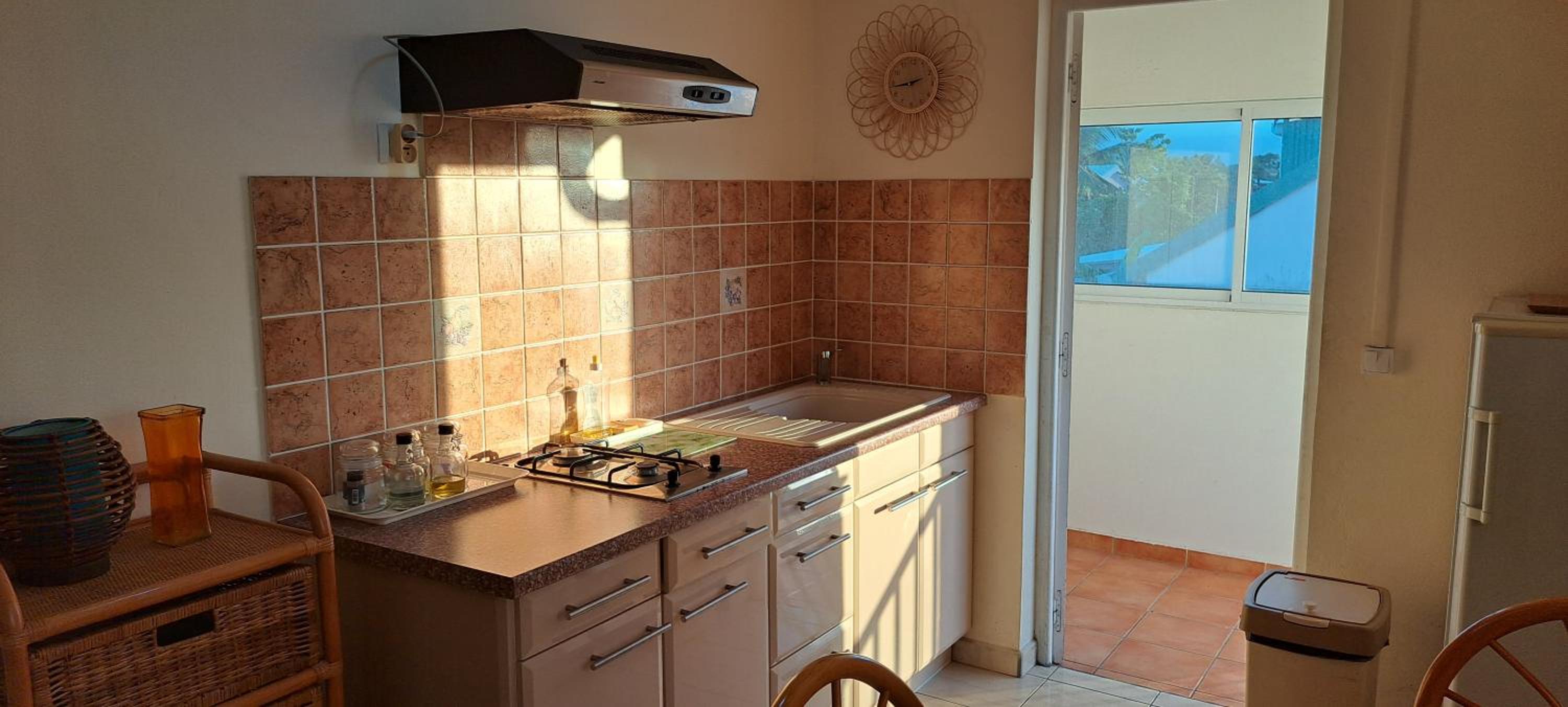 One-Bedroom Apartment - Photo 11