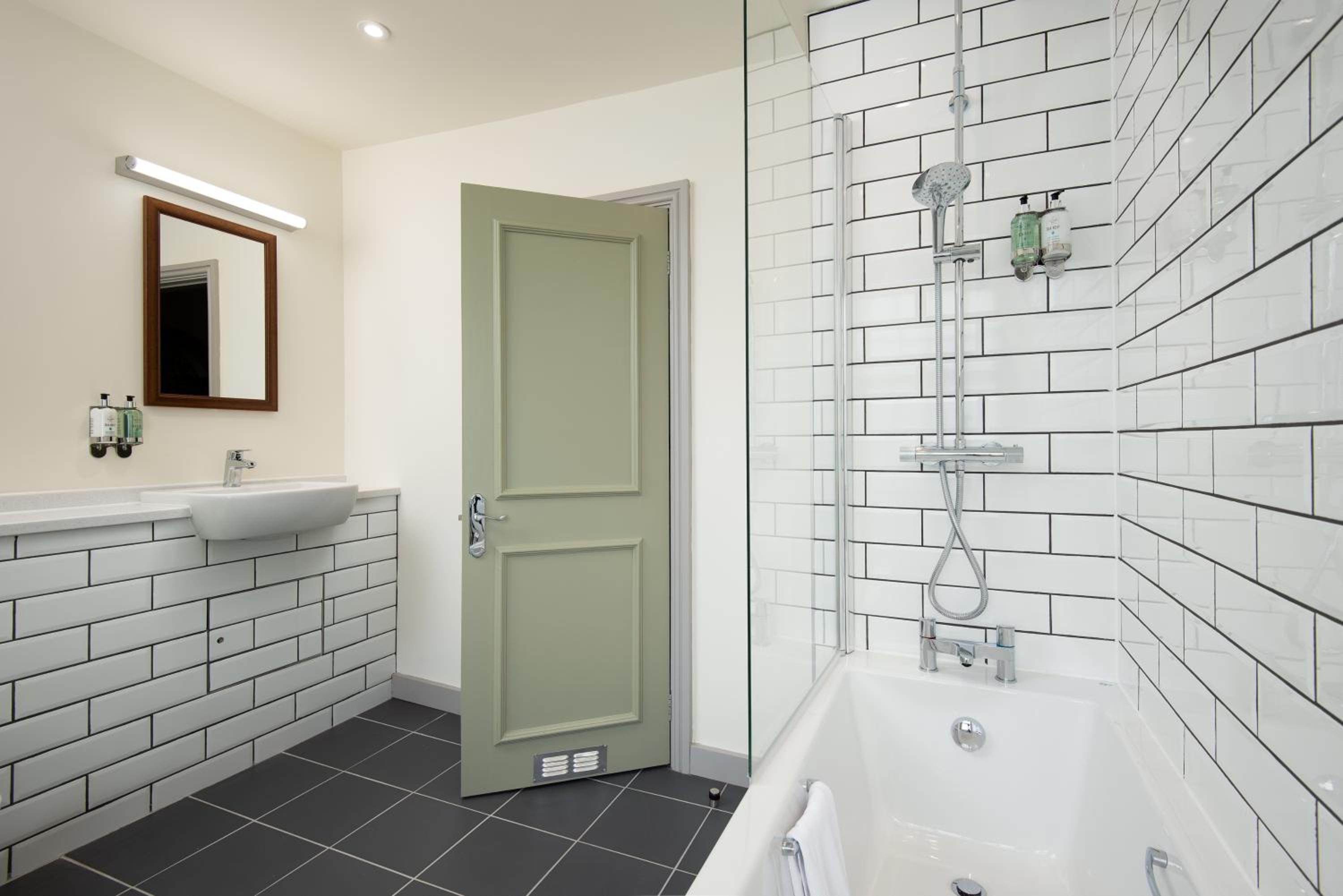 Superior Double or Twin Room photo 2
