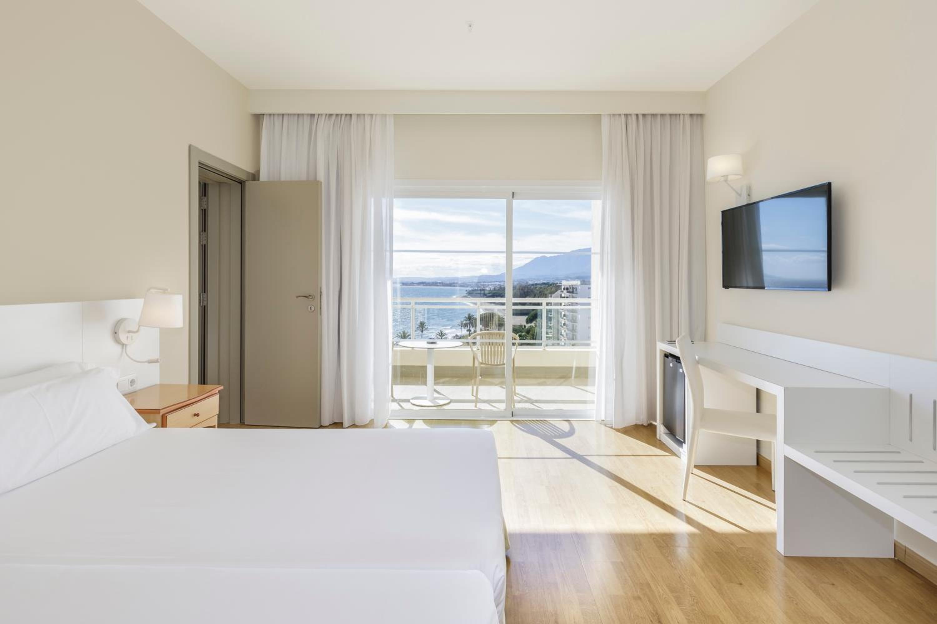 Sol Communicated Rooms Sea View