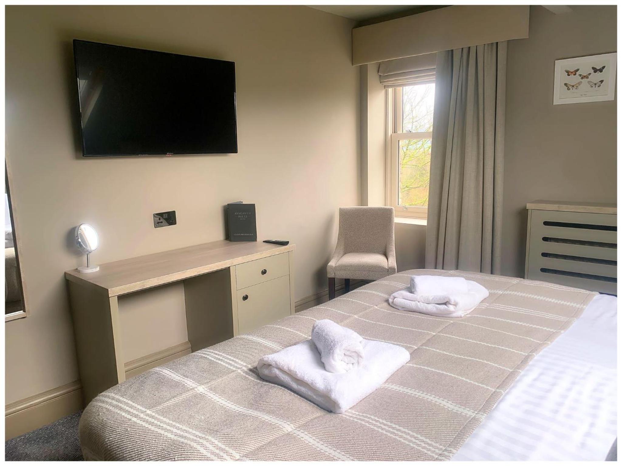 Standard King Room - Photo 2
