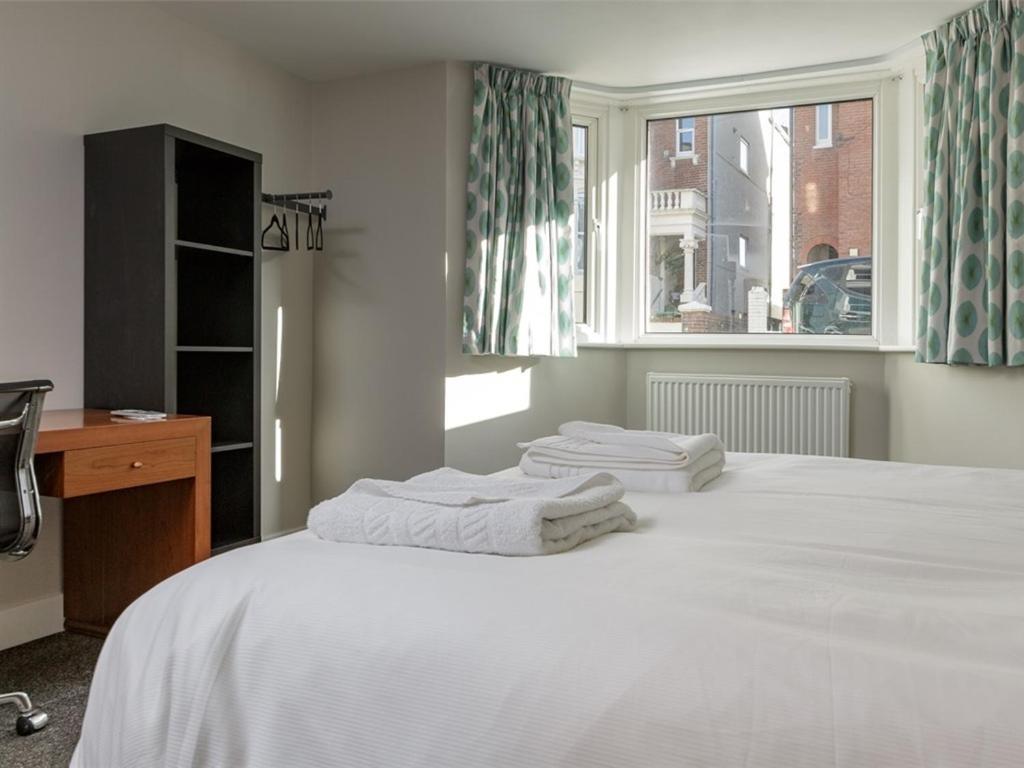 Deluxe King Room photo 1