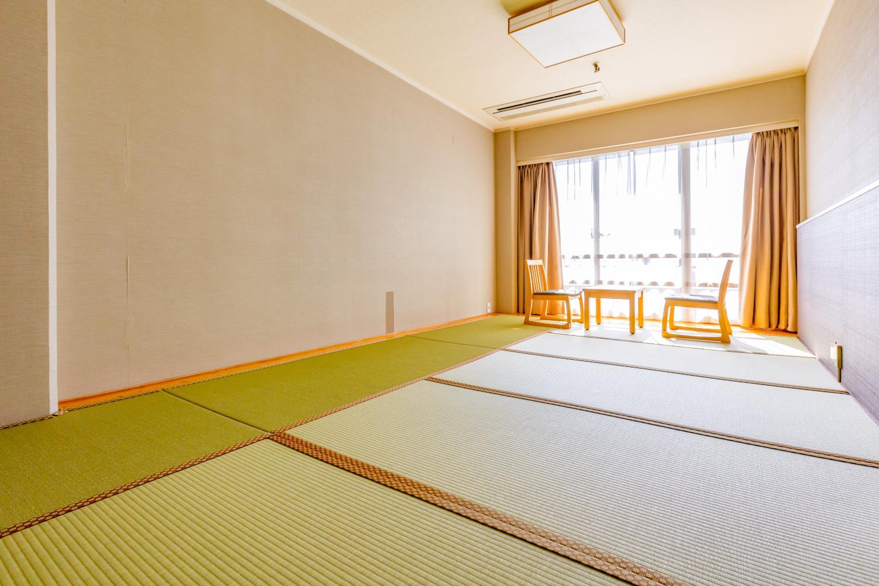 Japanese-Style Room With City View - Non-Smoking