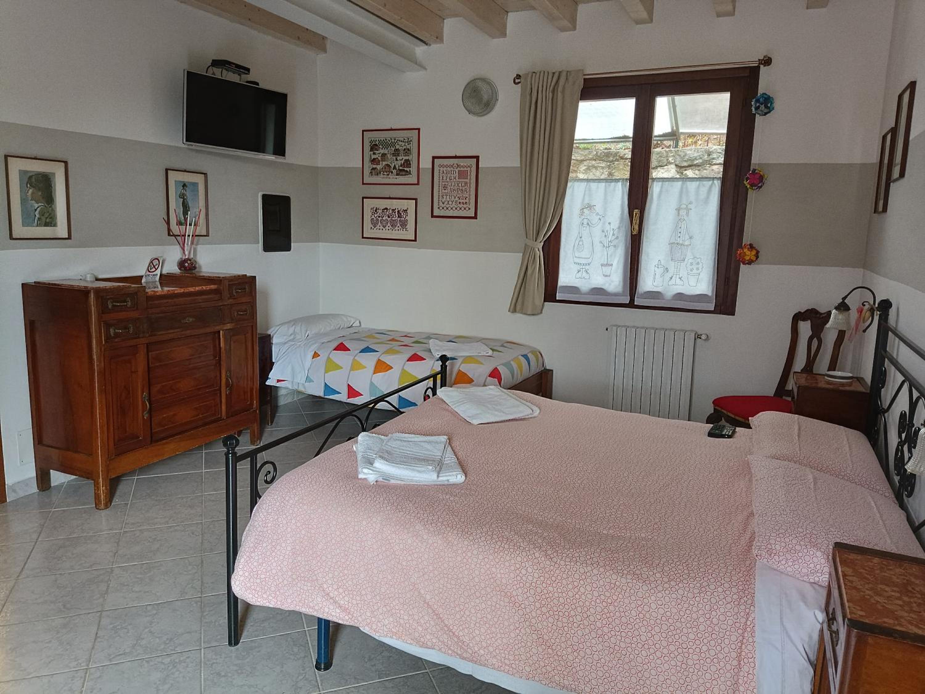 Double Room - Photo 4