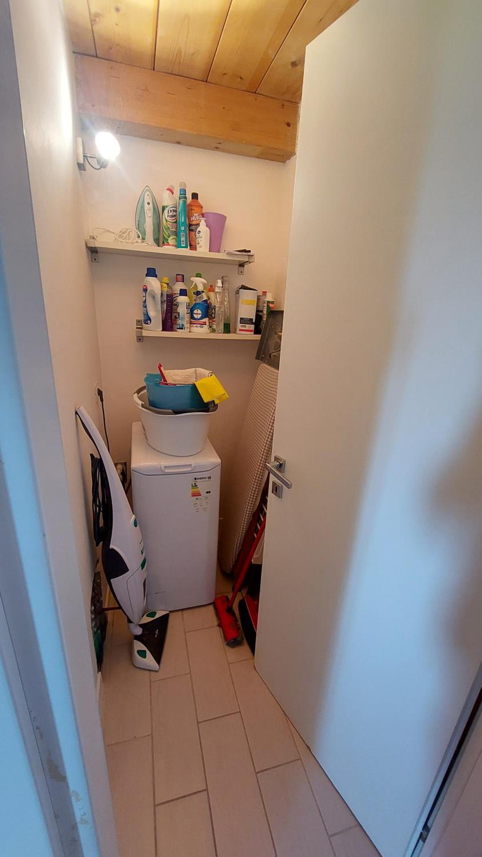 One-Bedroom Apartment - Photo 10
