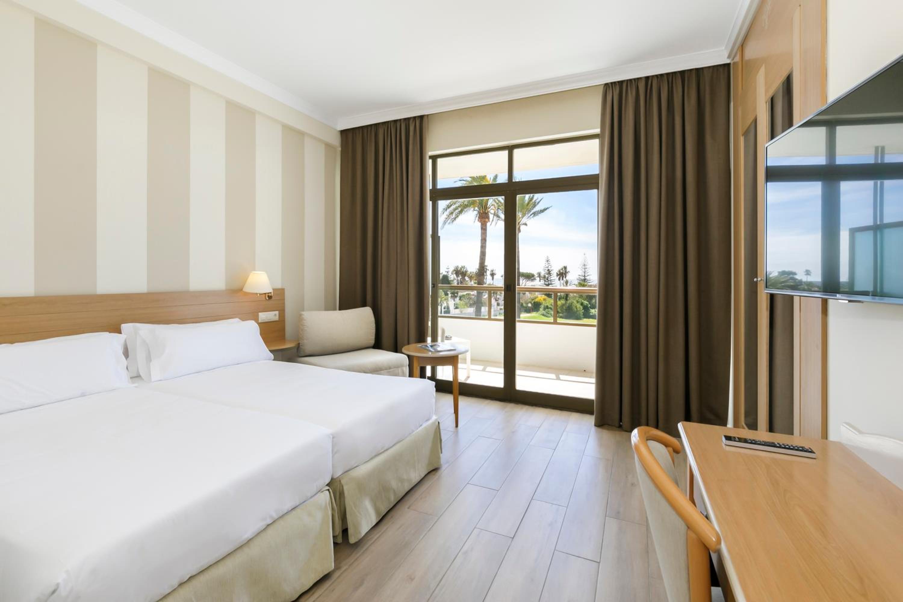 Sol Room Garden View