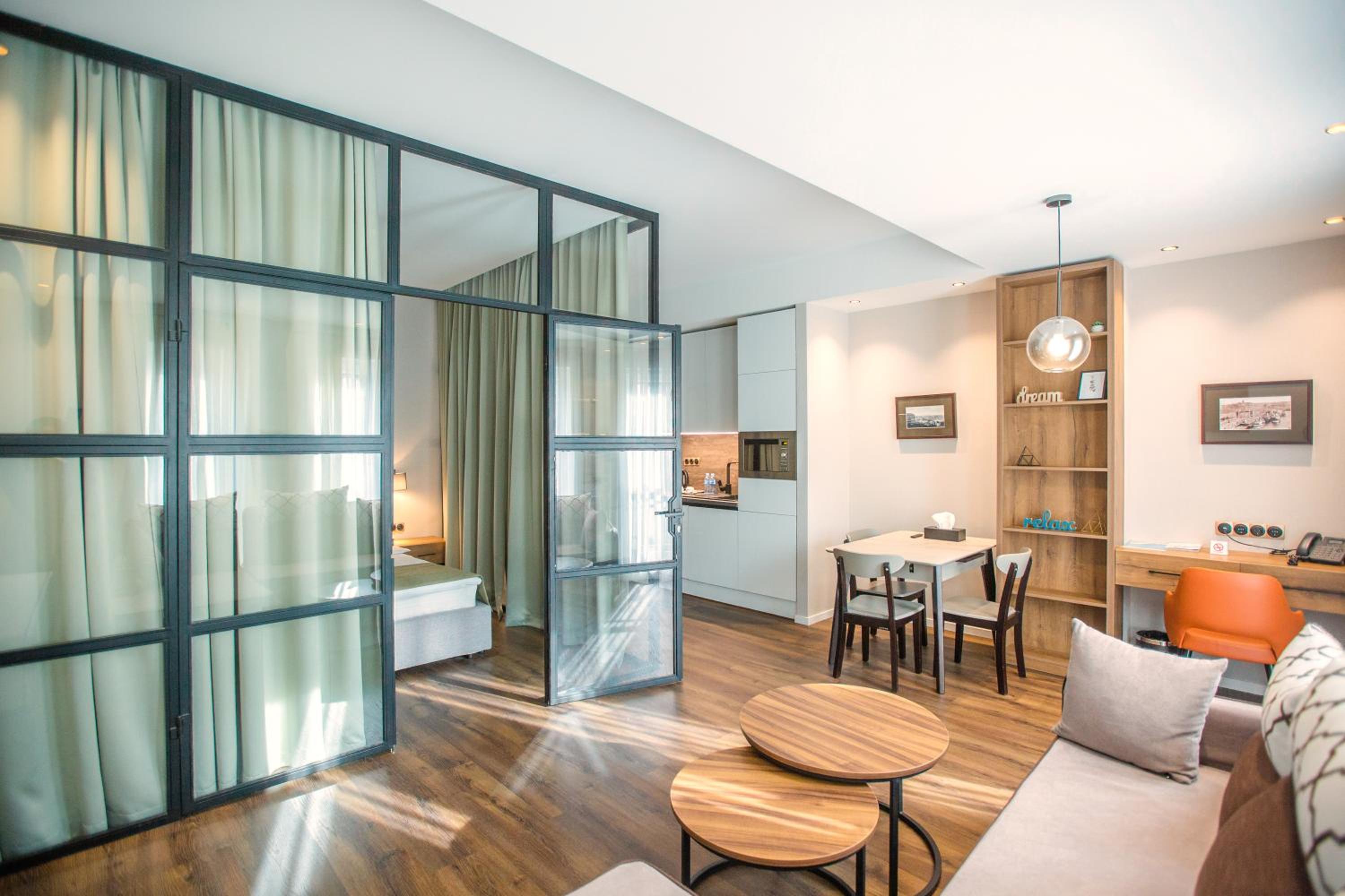 Executive Suite photo 1