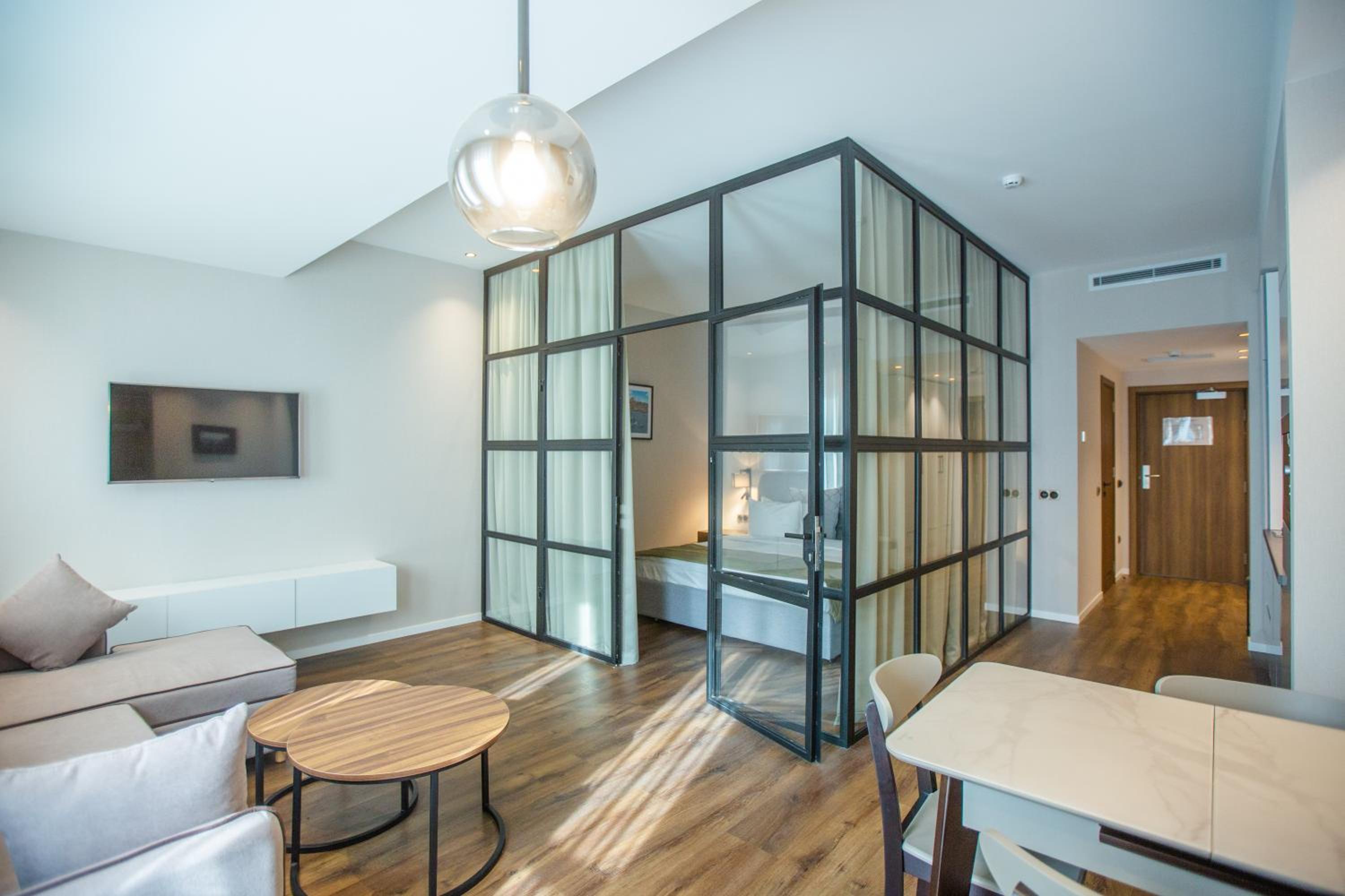 Executive Suite photo 3