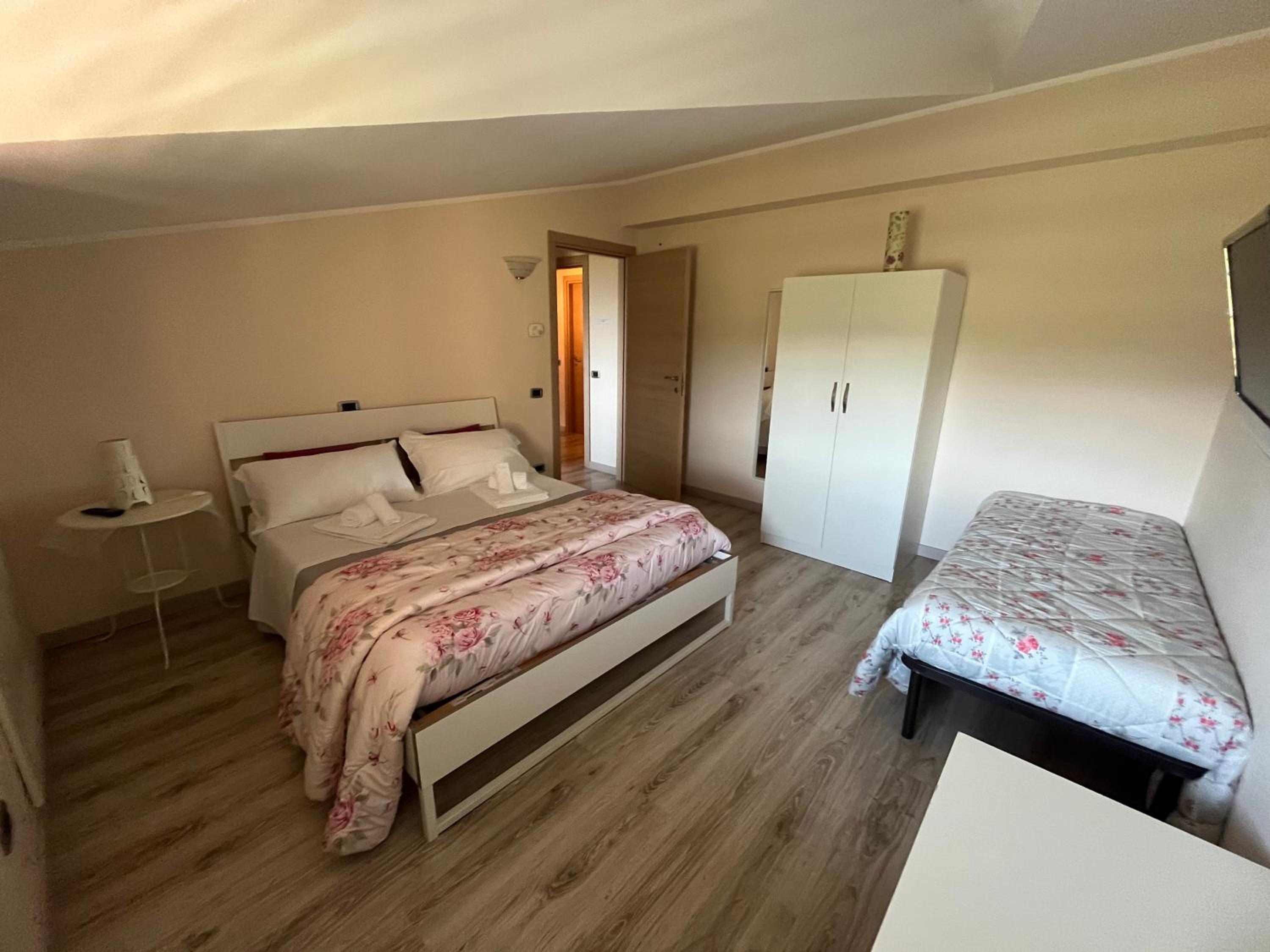 Triple Room - Photo 1