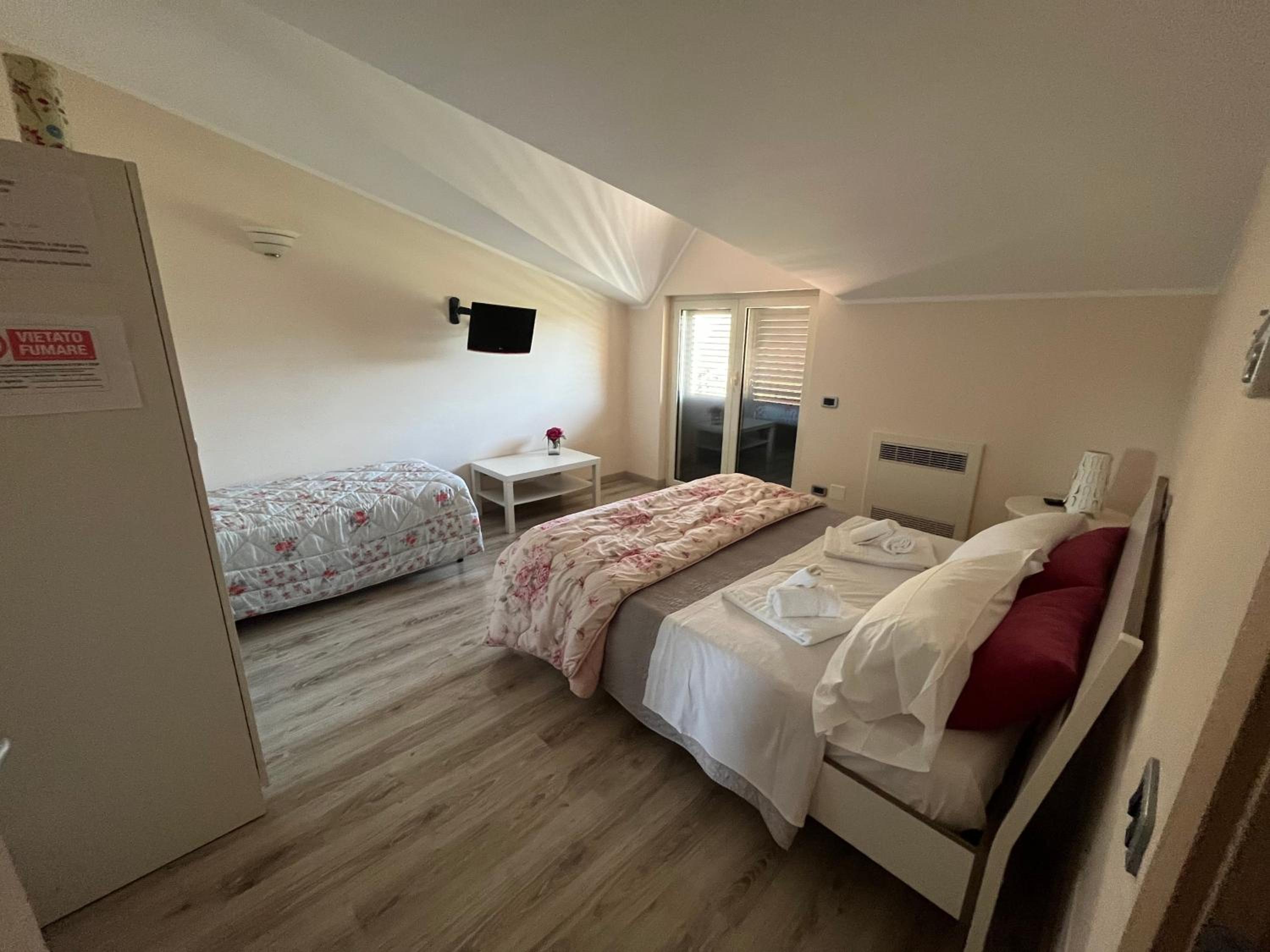 Triple Room - Photo 4