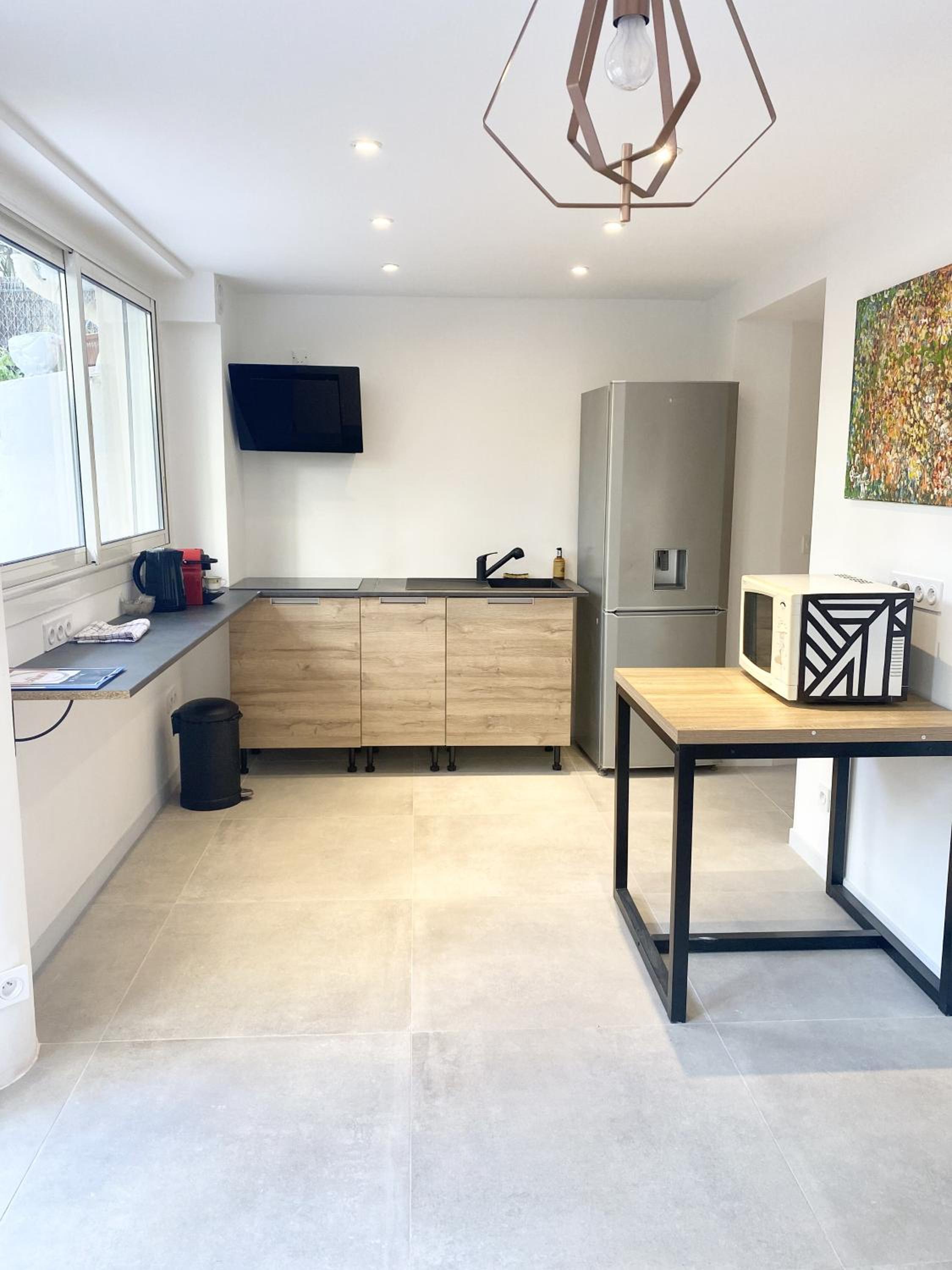 Apartment - Photo 8