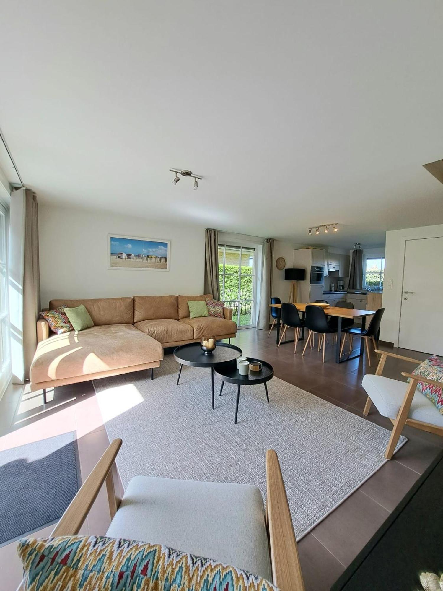 Three-Bedroom House photo 1