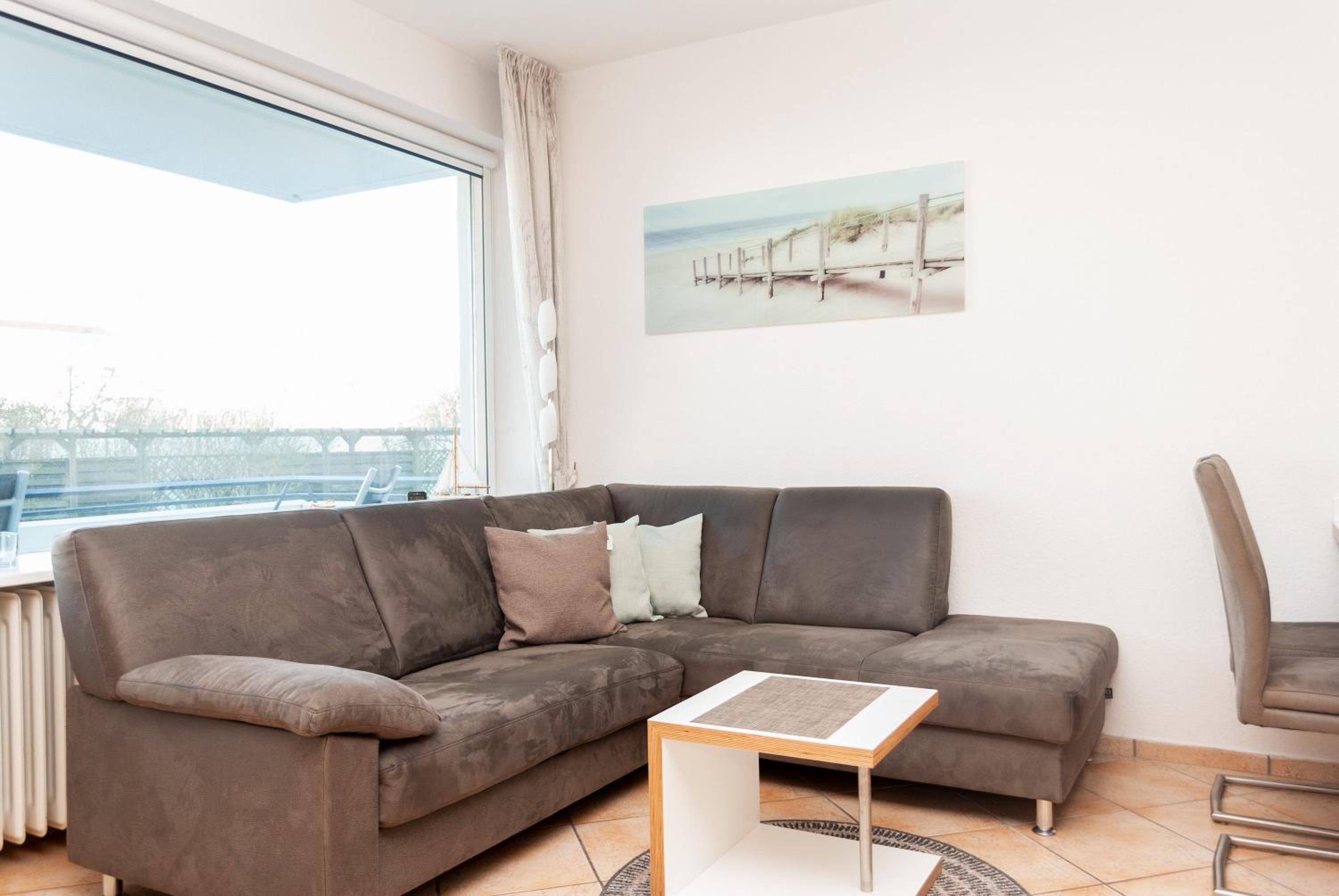 Apartment photo 1