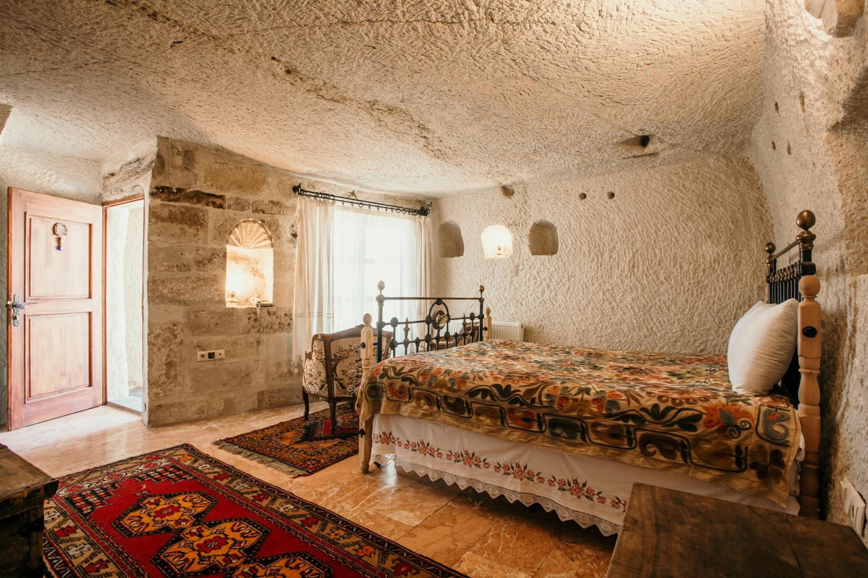 Deluxe Double Room - Photo 6