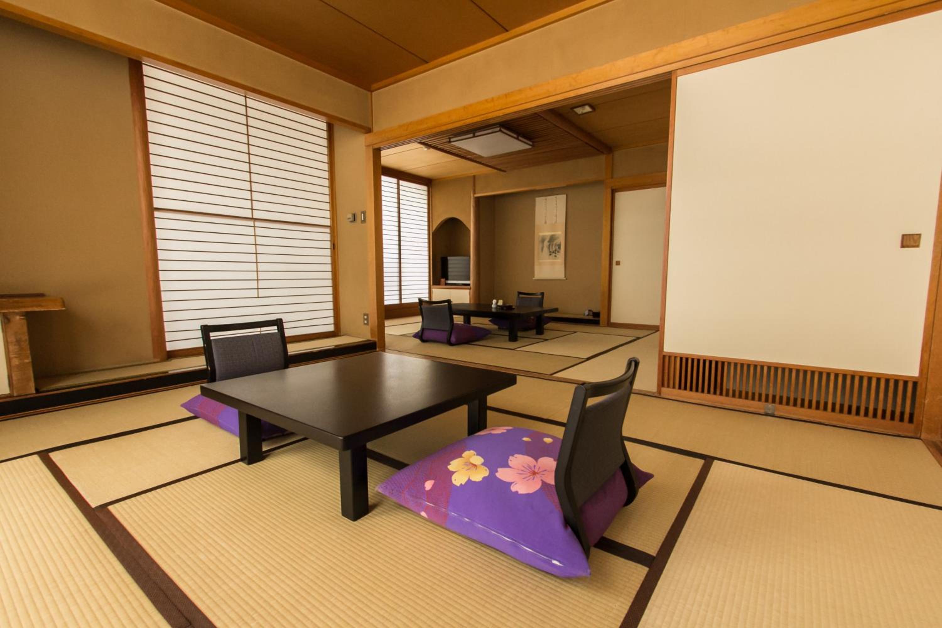 Deluxe Japanese-Style Room - Non-Smoking  - Photo 12