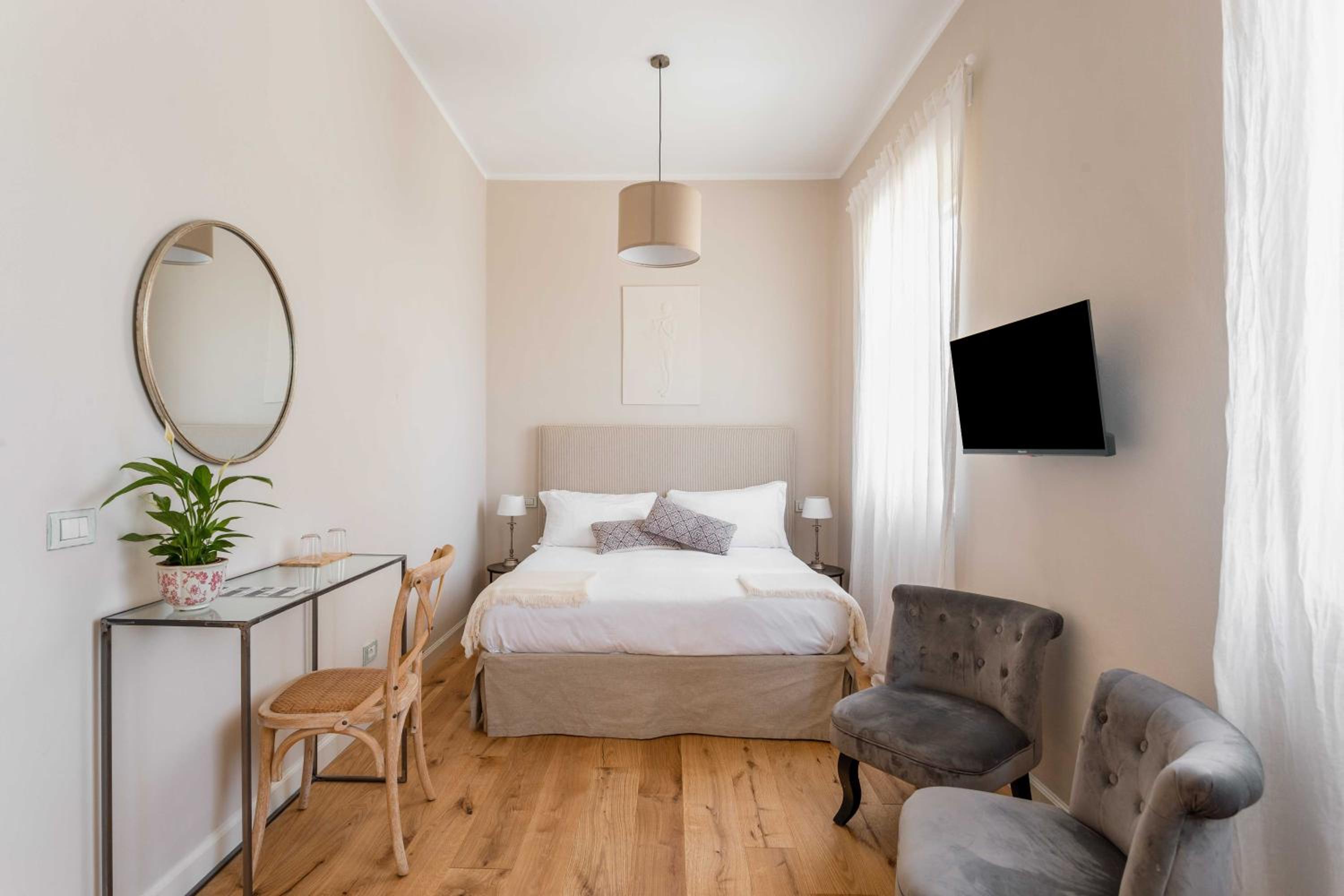 Deluxe Double Room - Photo 5