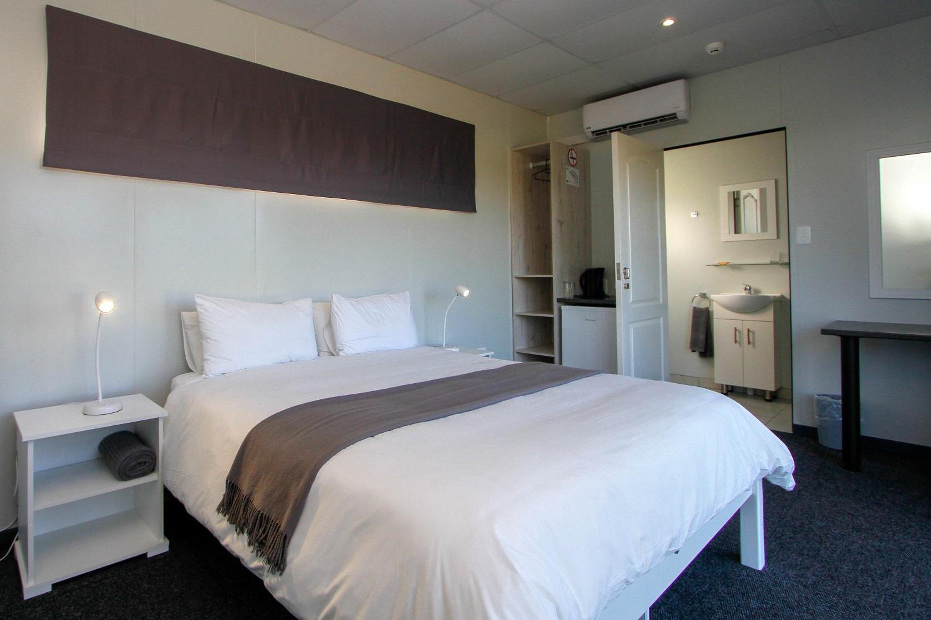Double Room - Photo 4