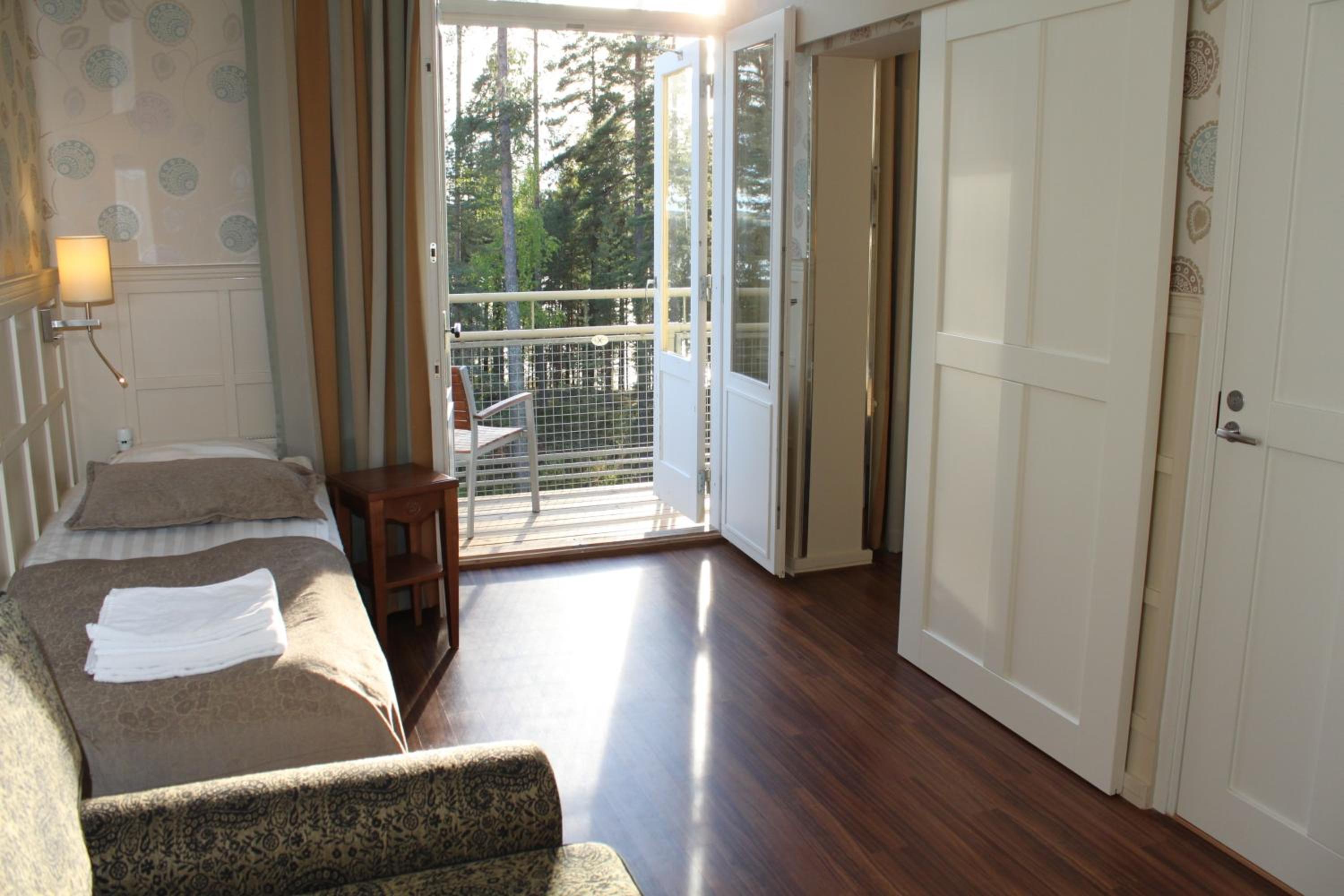 Superior Twin Room - Photo 9