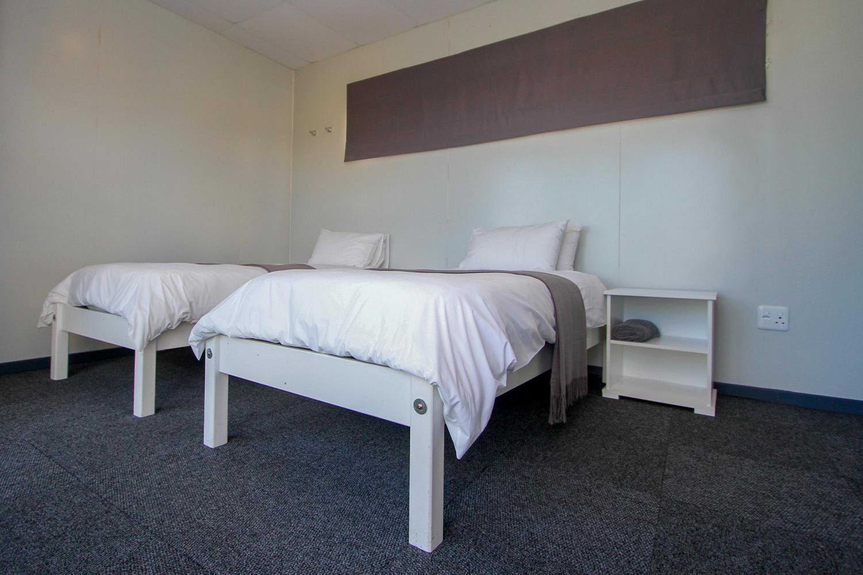 Twin Room - Photo 1