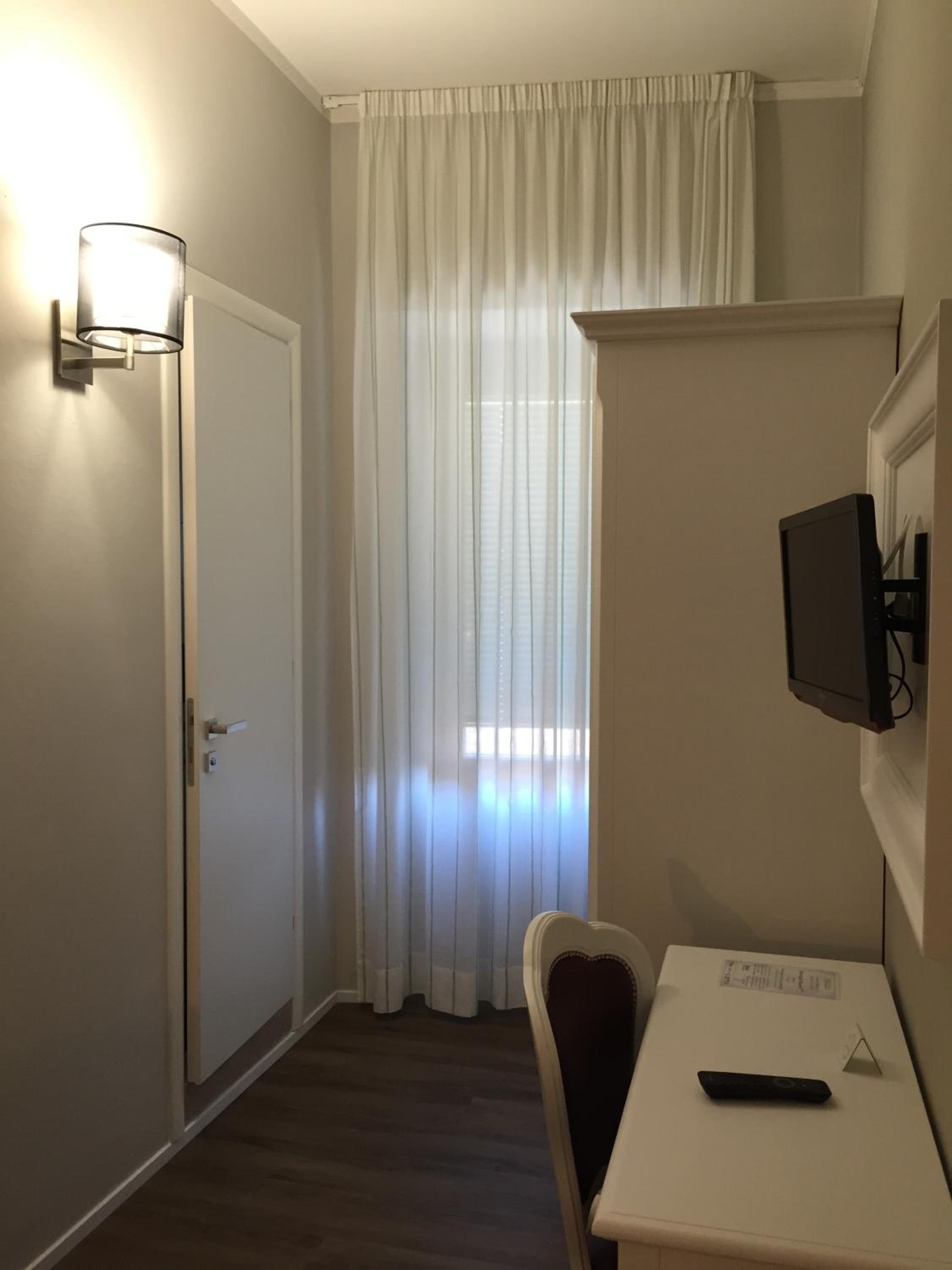 Standard Single Room photo 2