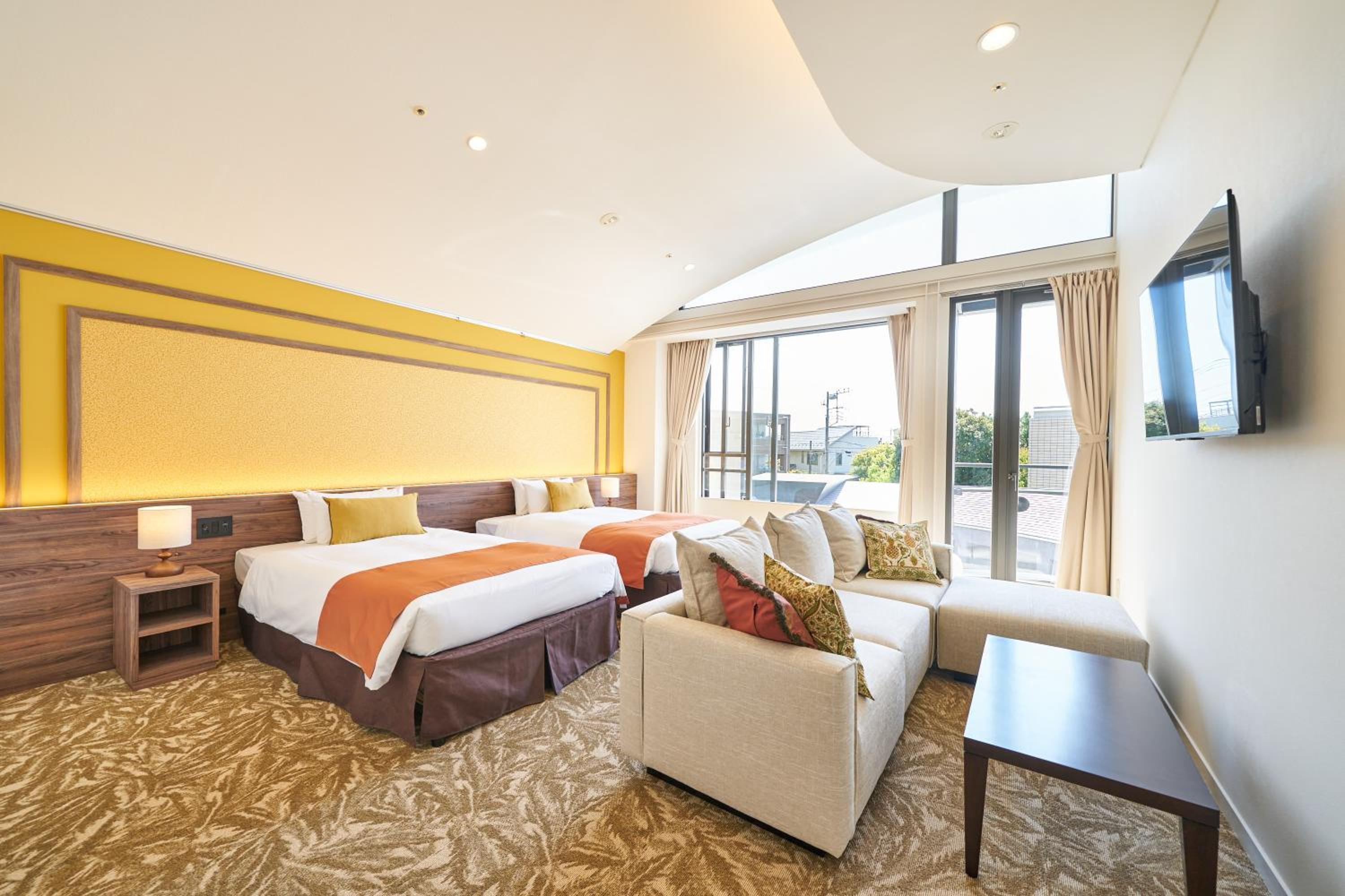 Deluxe Twin Room B