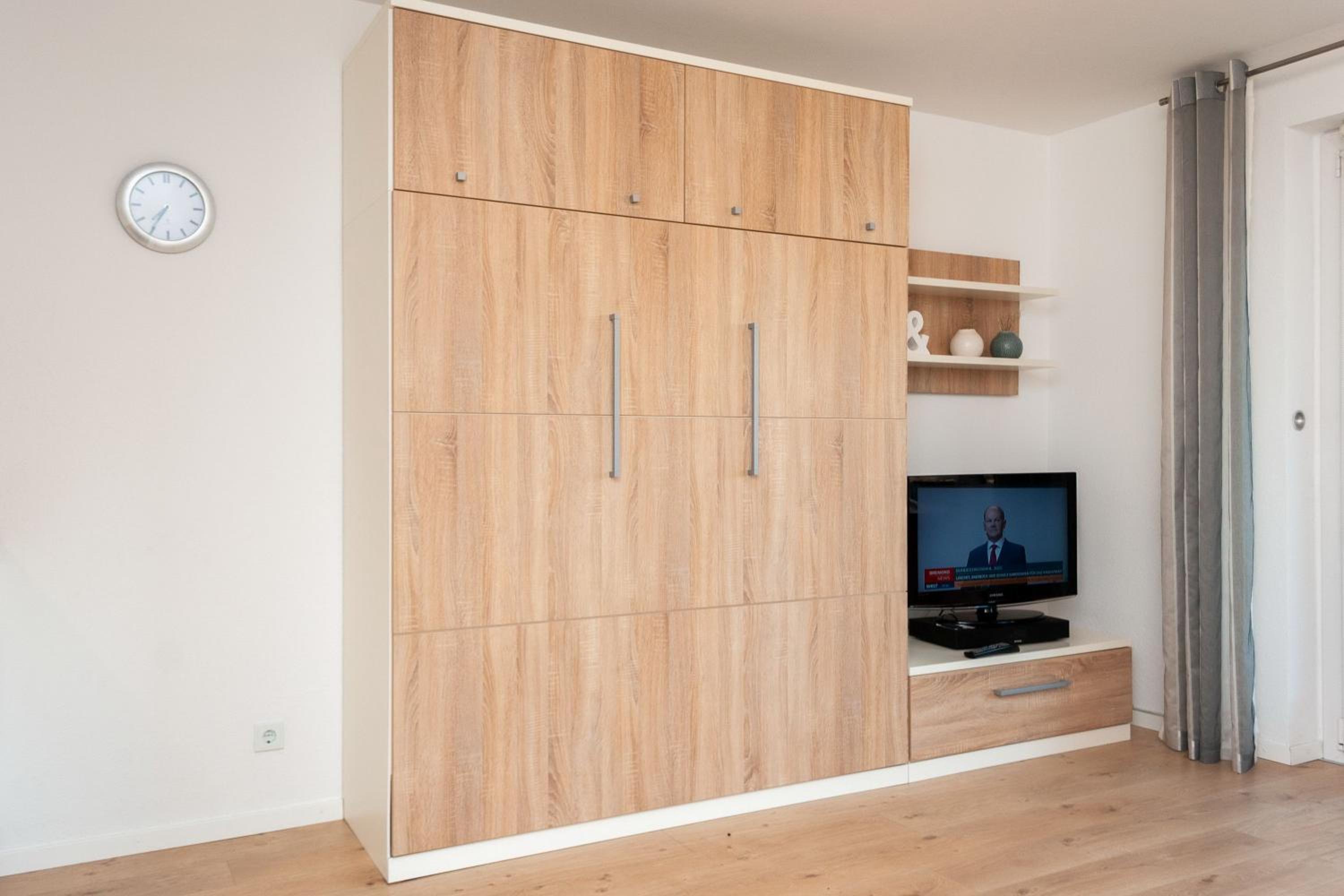 Apartment photo 2
