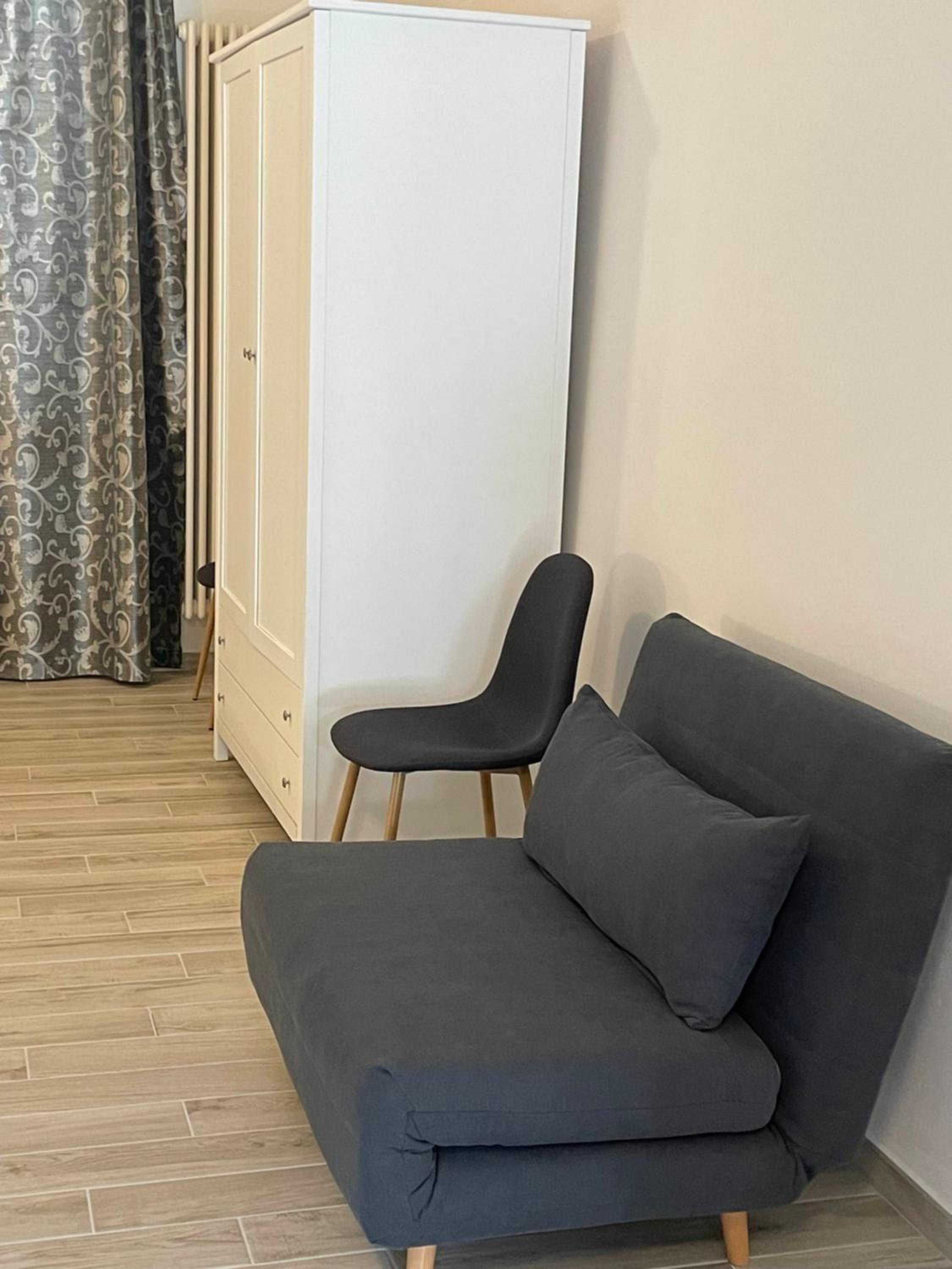 One-Bedroom Apartment (2 Adults)