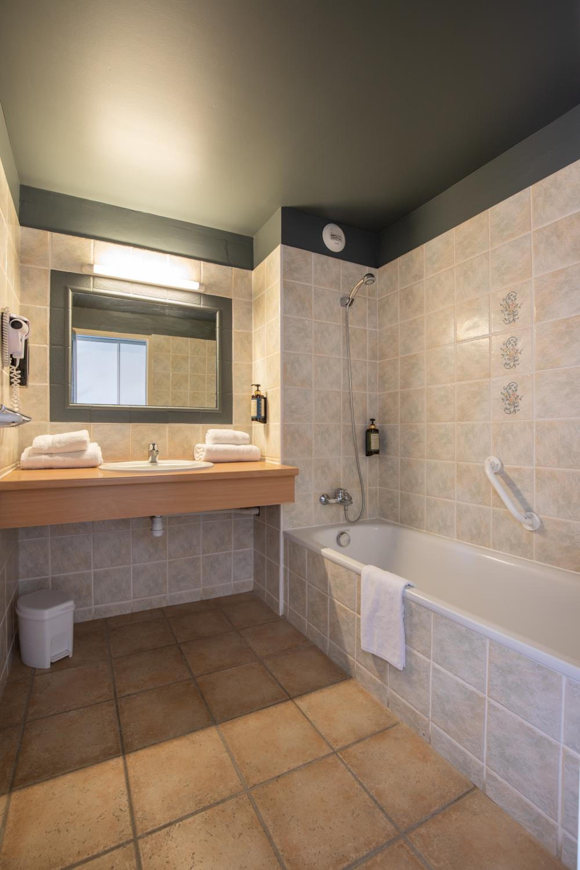 Superior Room – First Floor photo 3