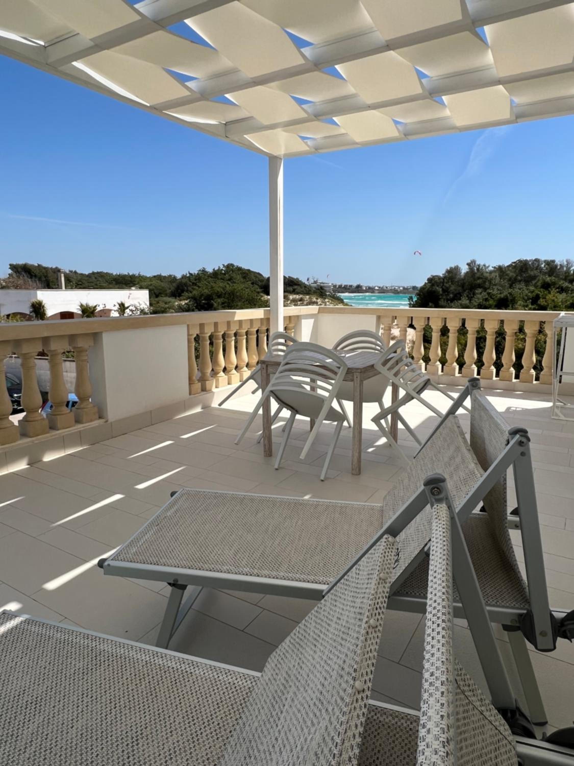 Triple Room with Side Sea View photo 2