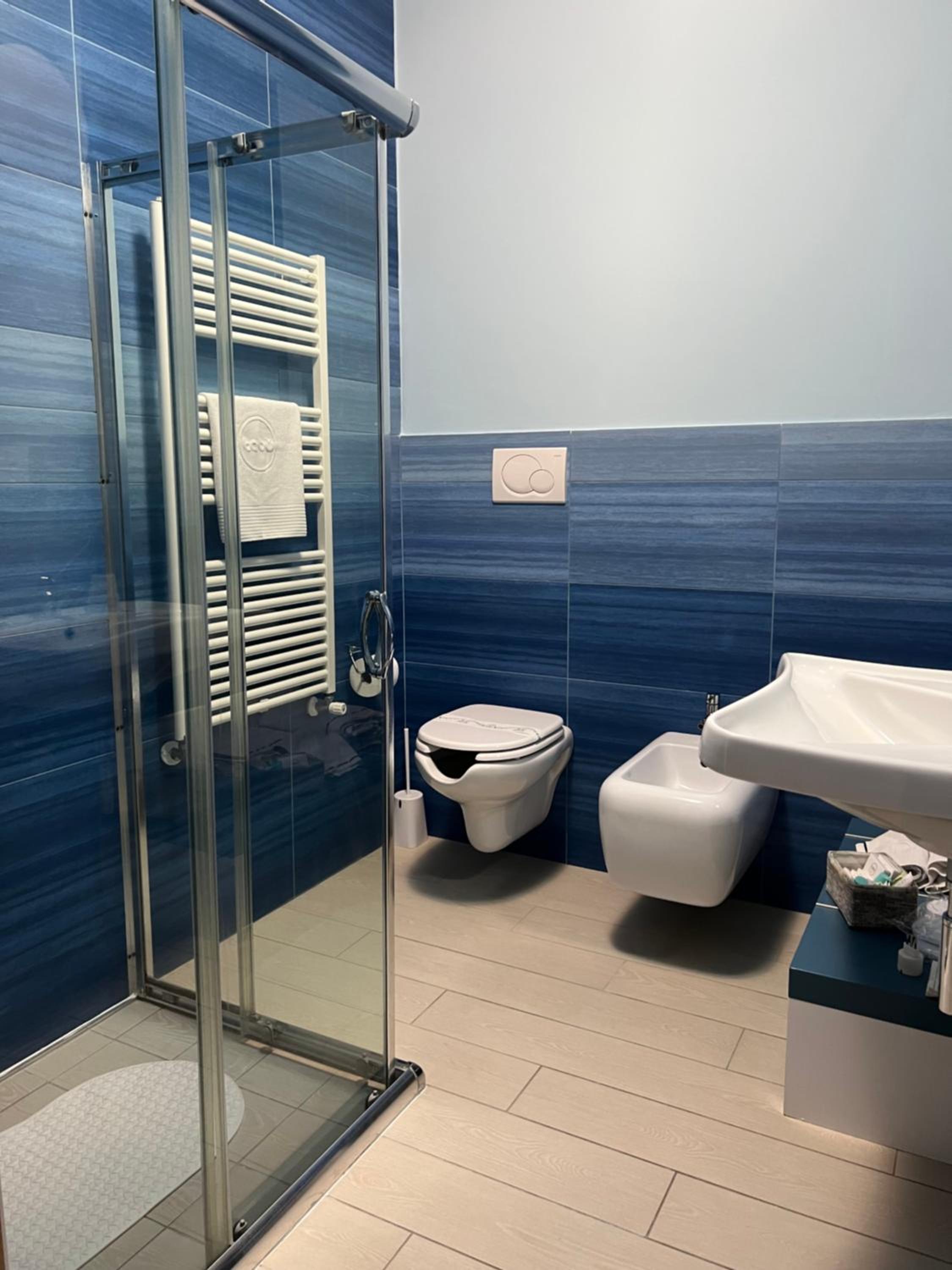 Double Room with Terrace and Partial Sea View photo 3