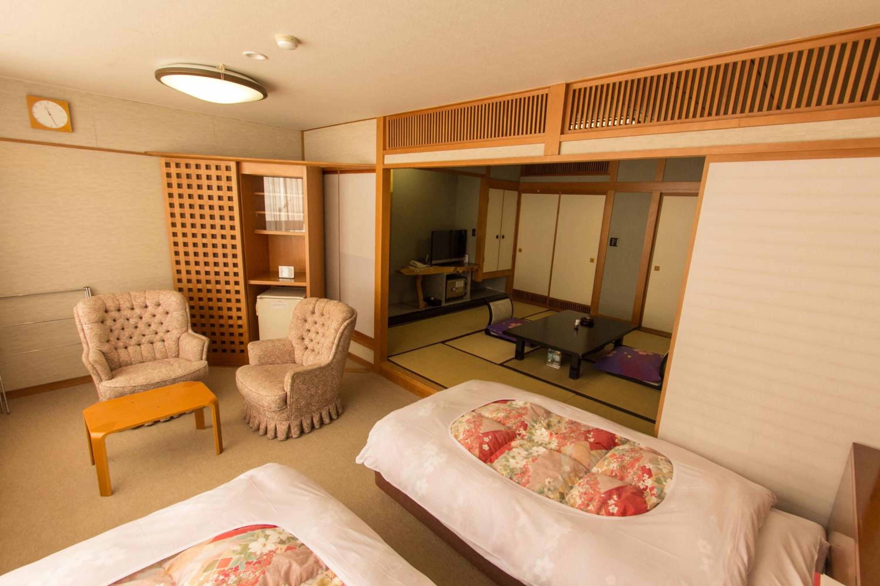 Standard Room with Tatami Area - Non-Smoking - Photo 10